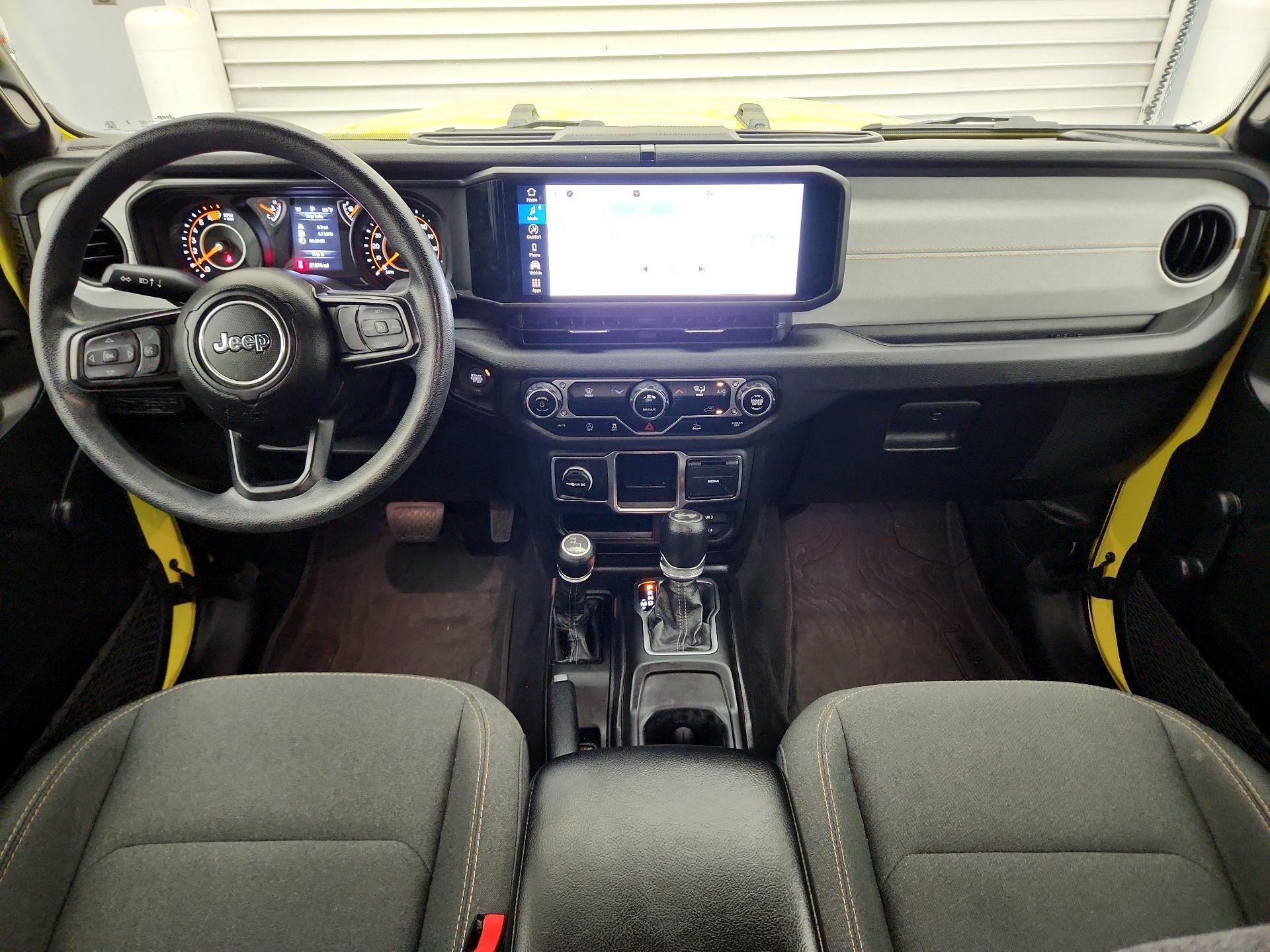 Thumbnail: 2024 Jeep Wrangler - 9