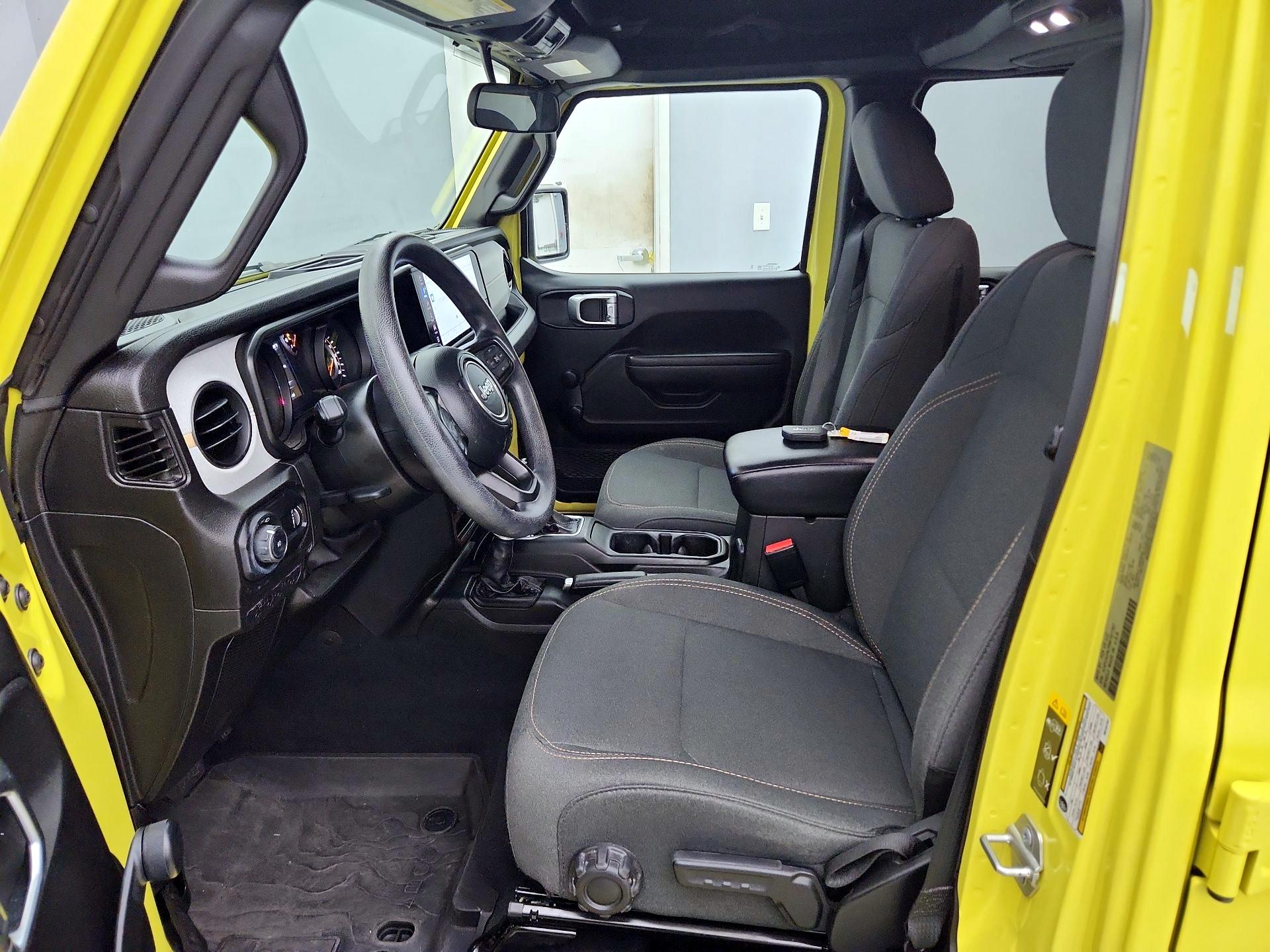 Thumbnail: 2024 Jeep Wrangler - 11