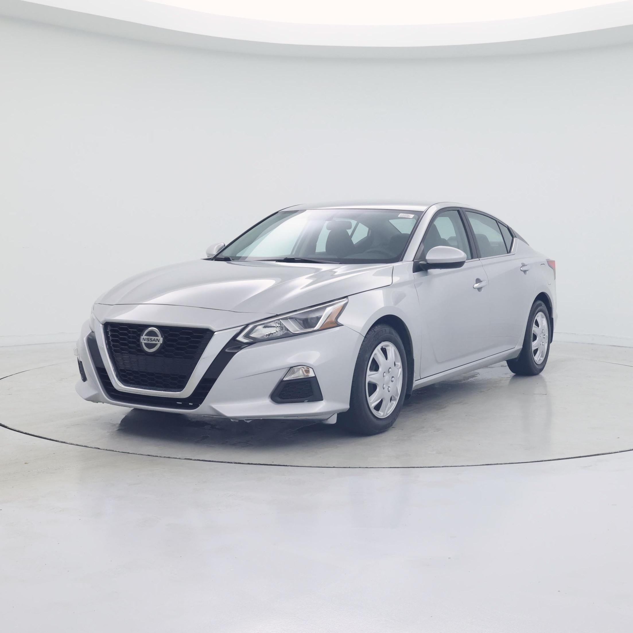 Thumbnail: 2020 Nissan Altima - 4