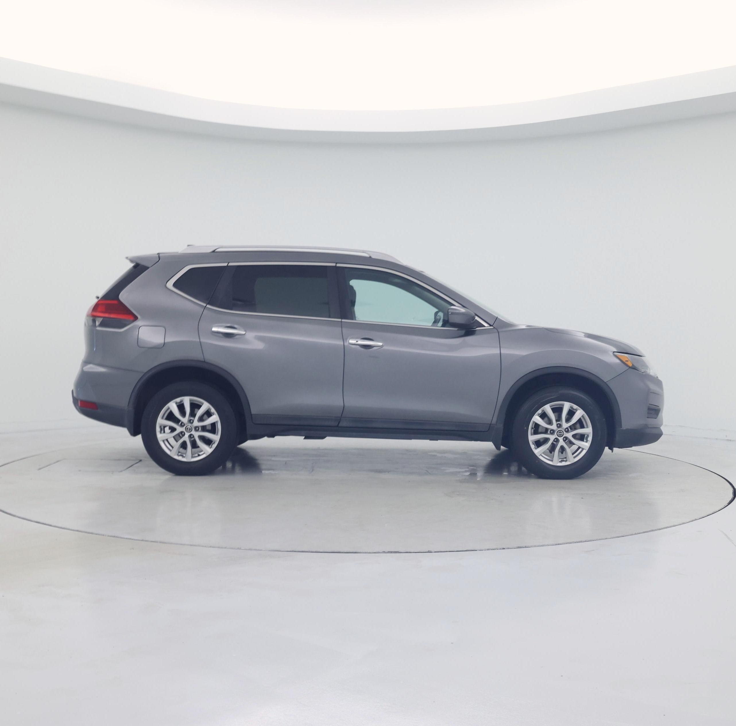 Thumbnail: 2017 Nissan Rogue - 7