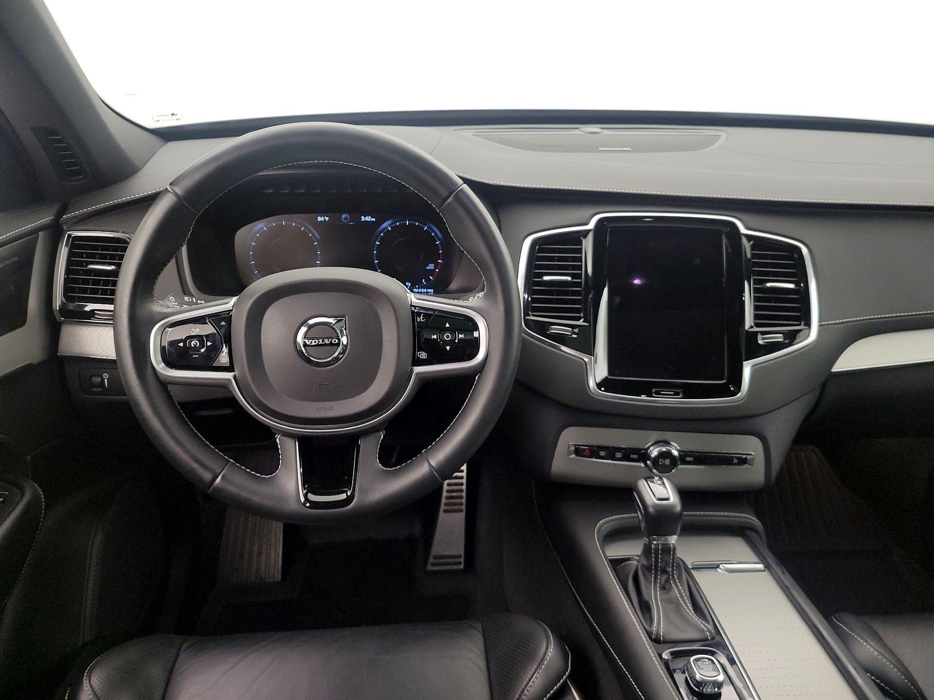 Thumbnail: 2021 Volvo XC90 - 10
