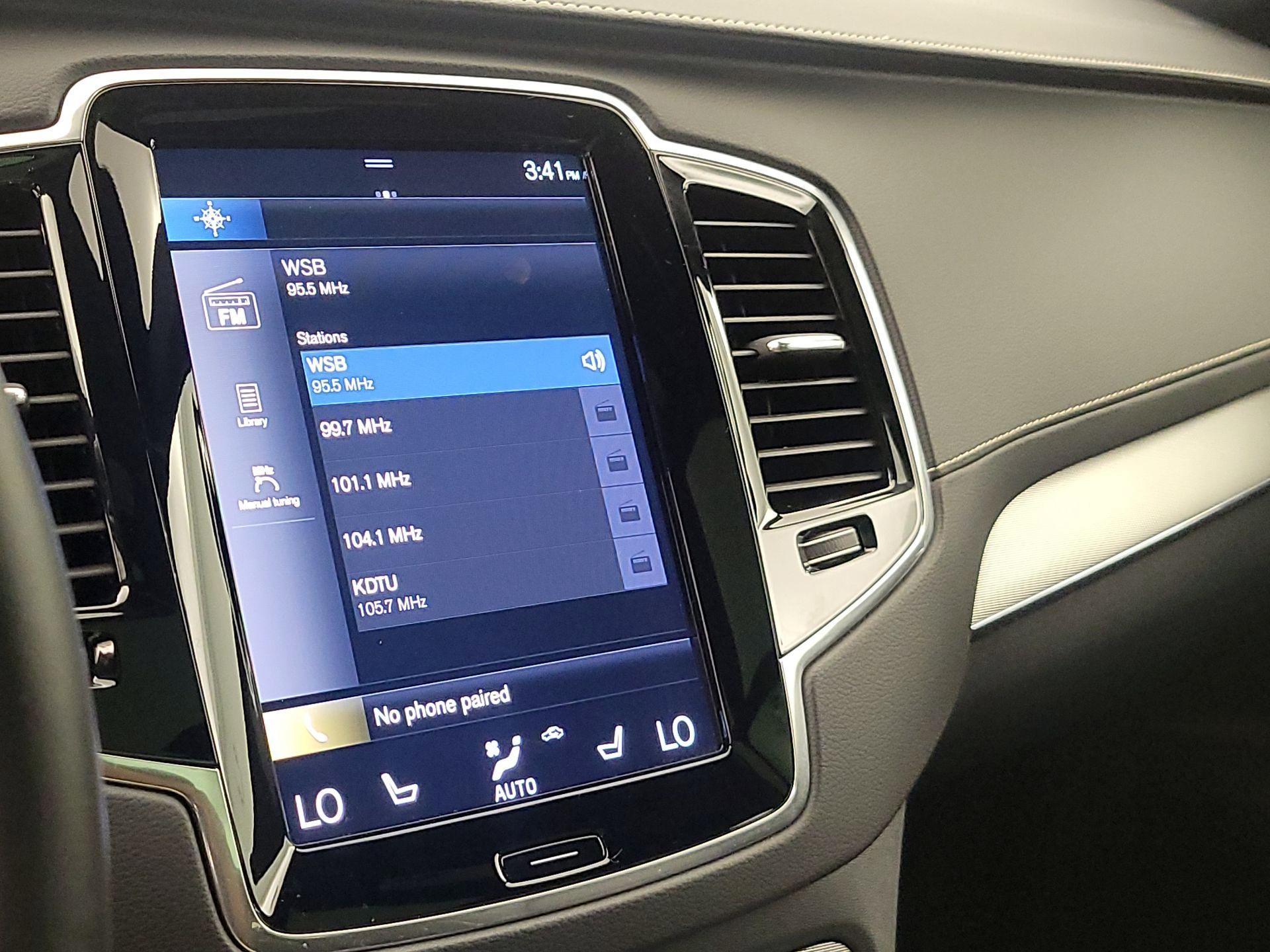 Thumbnail: 2021 Volvo XC90 - 16