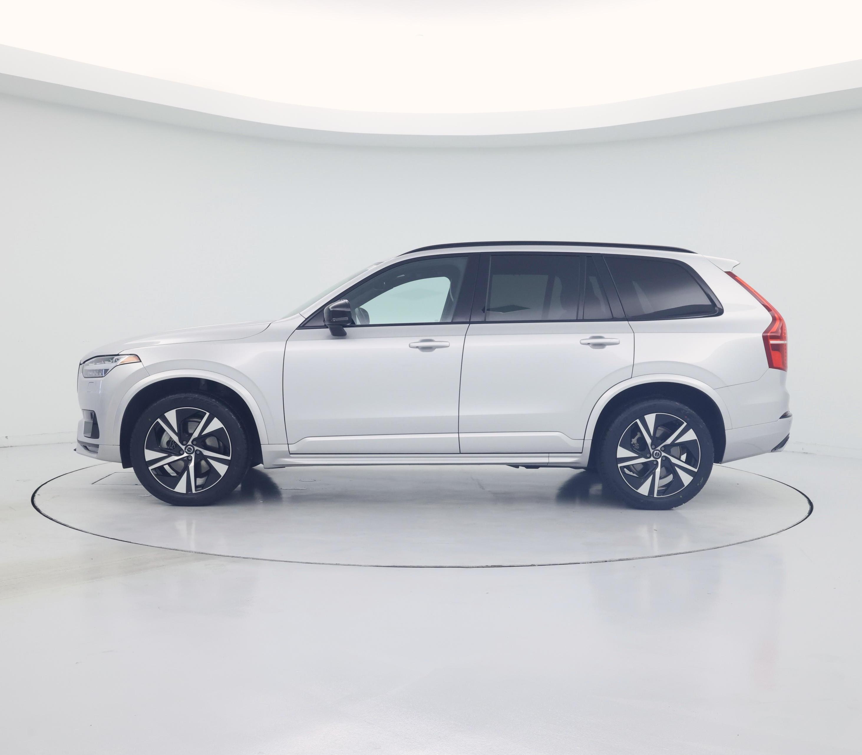 Thumbnail: 2021 Volvo XC90 - 3