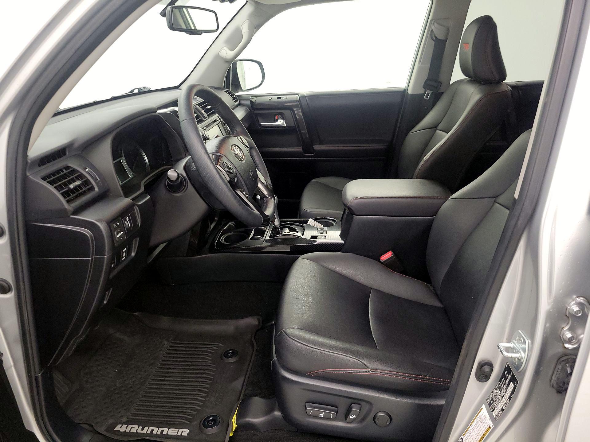 Thumbnail: 2019 Toyota 4Runner - 11