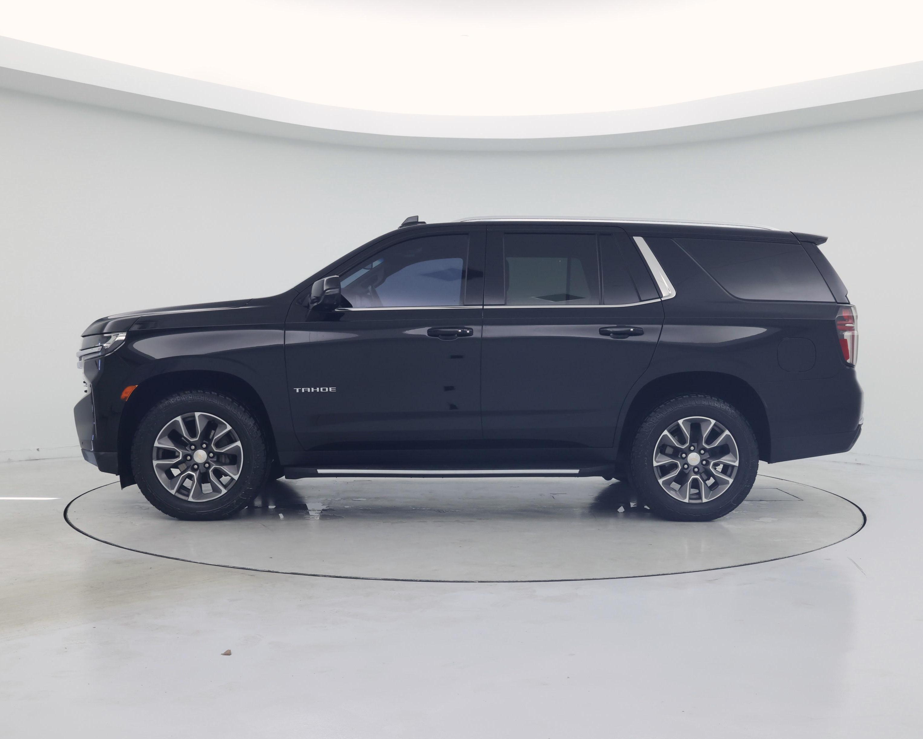 Thumbnail: 2022 Chevrolet Tahoe - 3