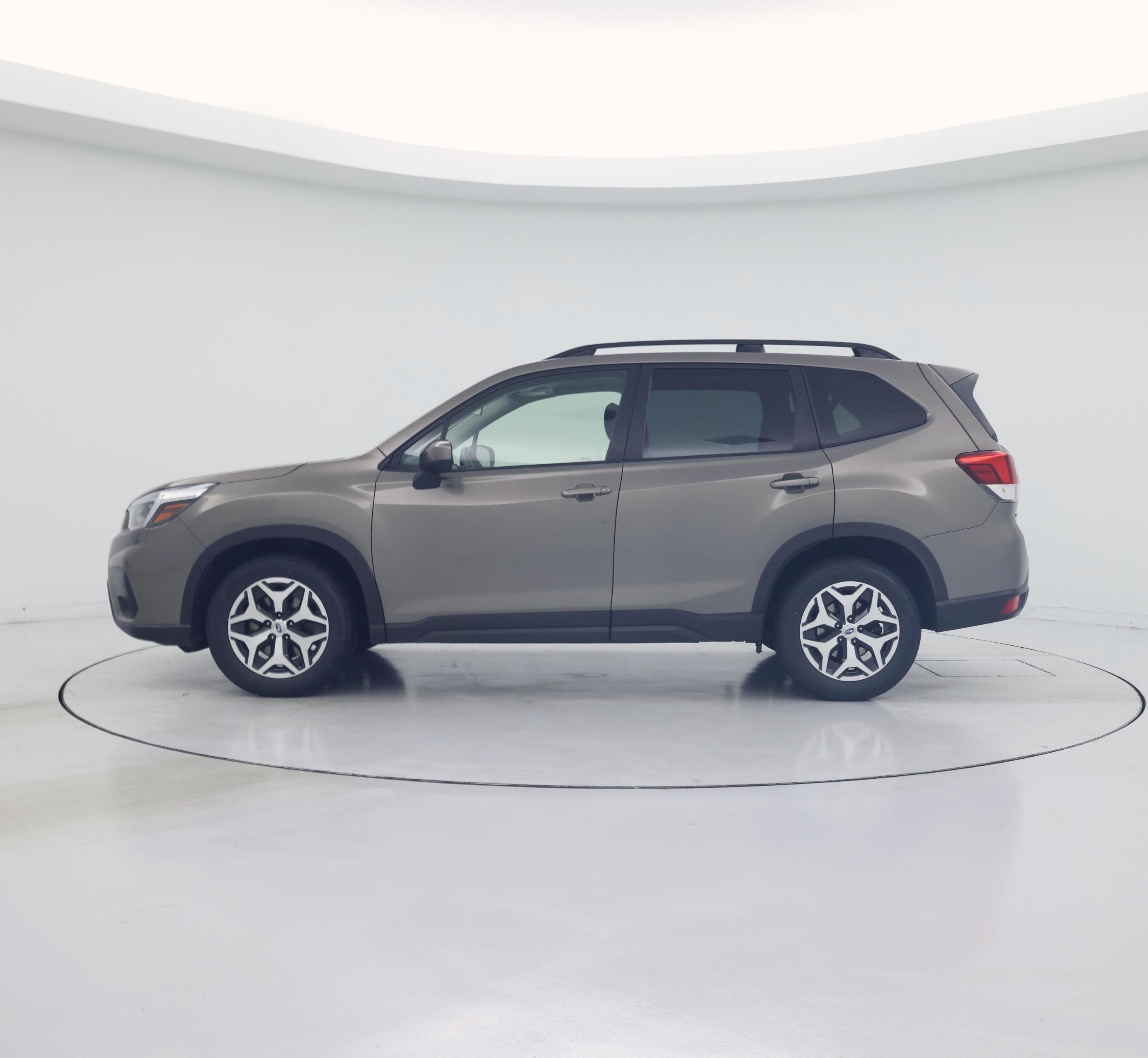 Thumbnail: 2021 Subaru Forester - 3