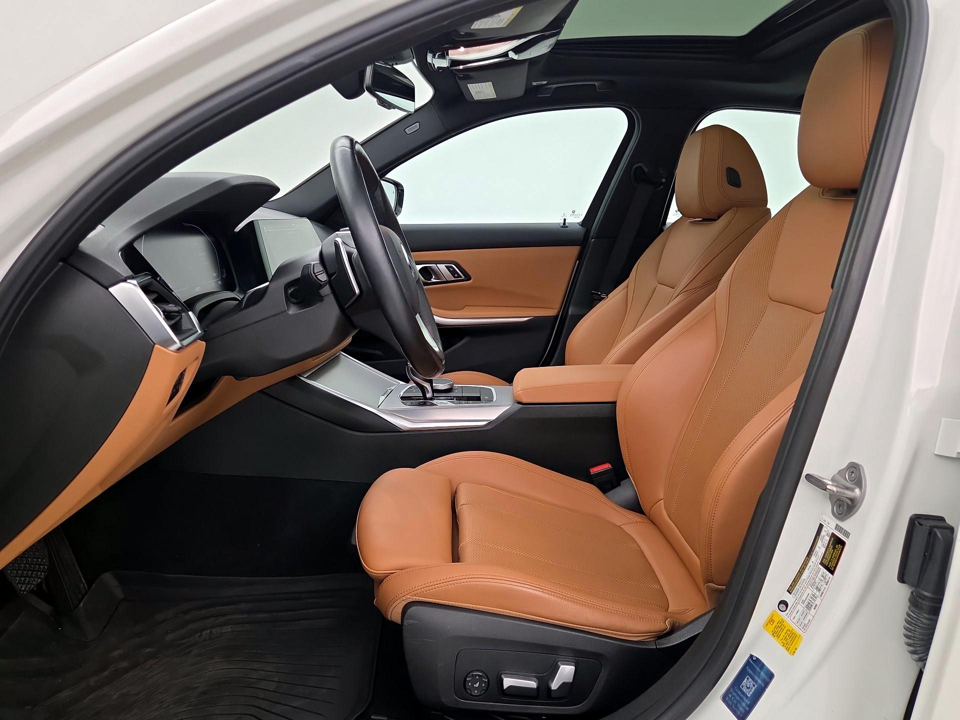 Thumbnail: 2022 BMW 3 Series - 11