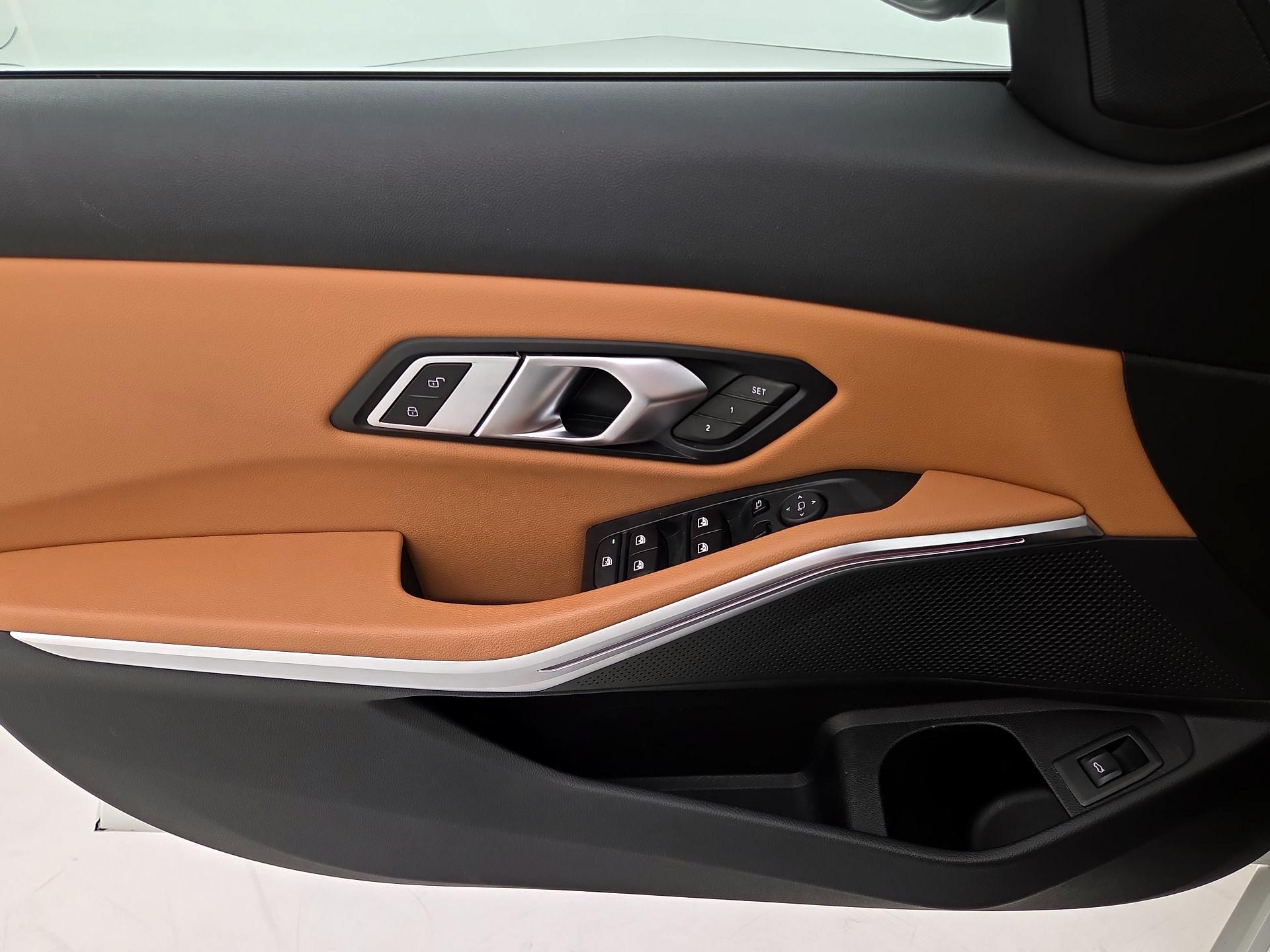 Thumbnail: 2022 BMW 3 Series - 12