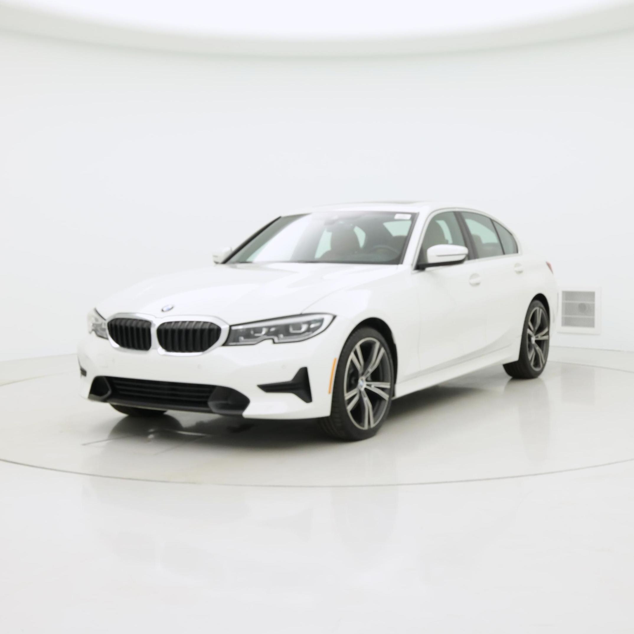 Thumbnail: 2022 BMW 3 Series - 4