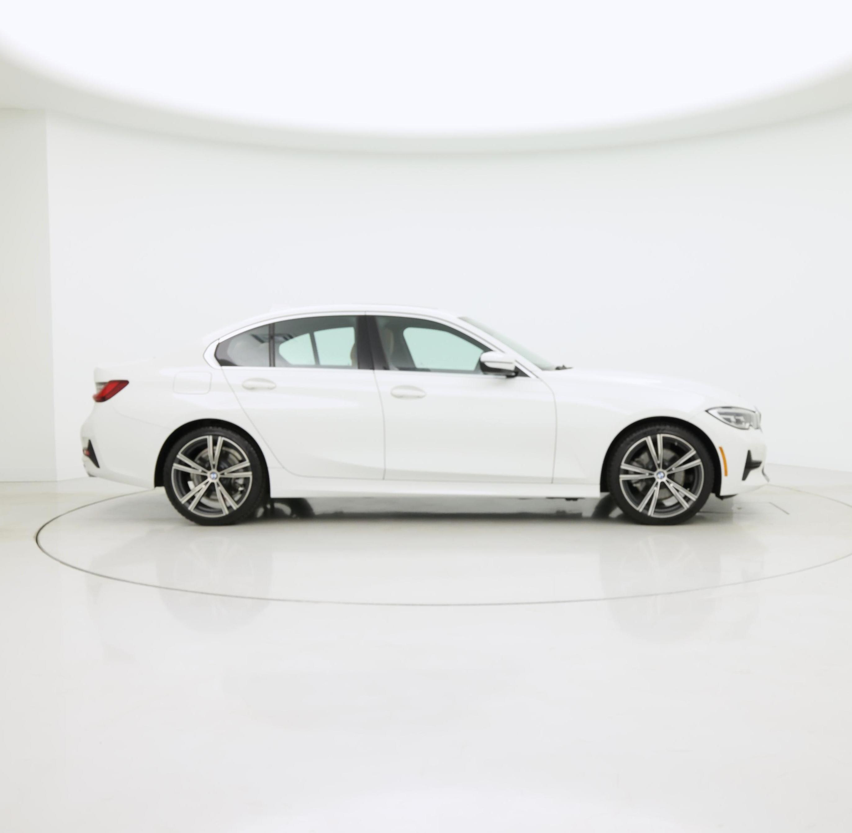 Thumbnail: 2022 BMW 3 Series - 7