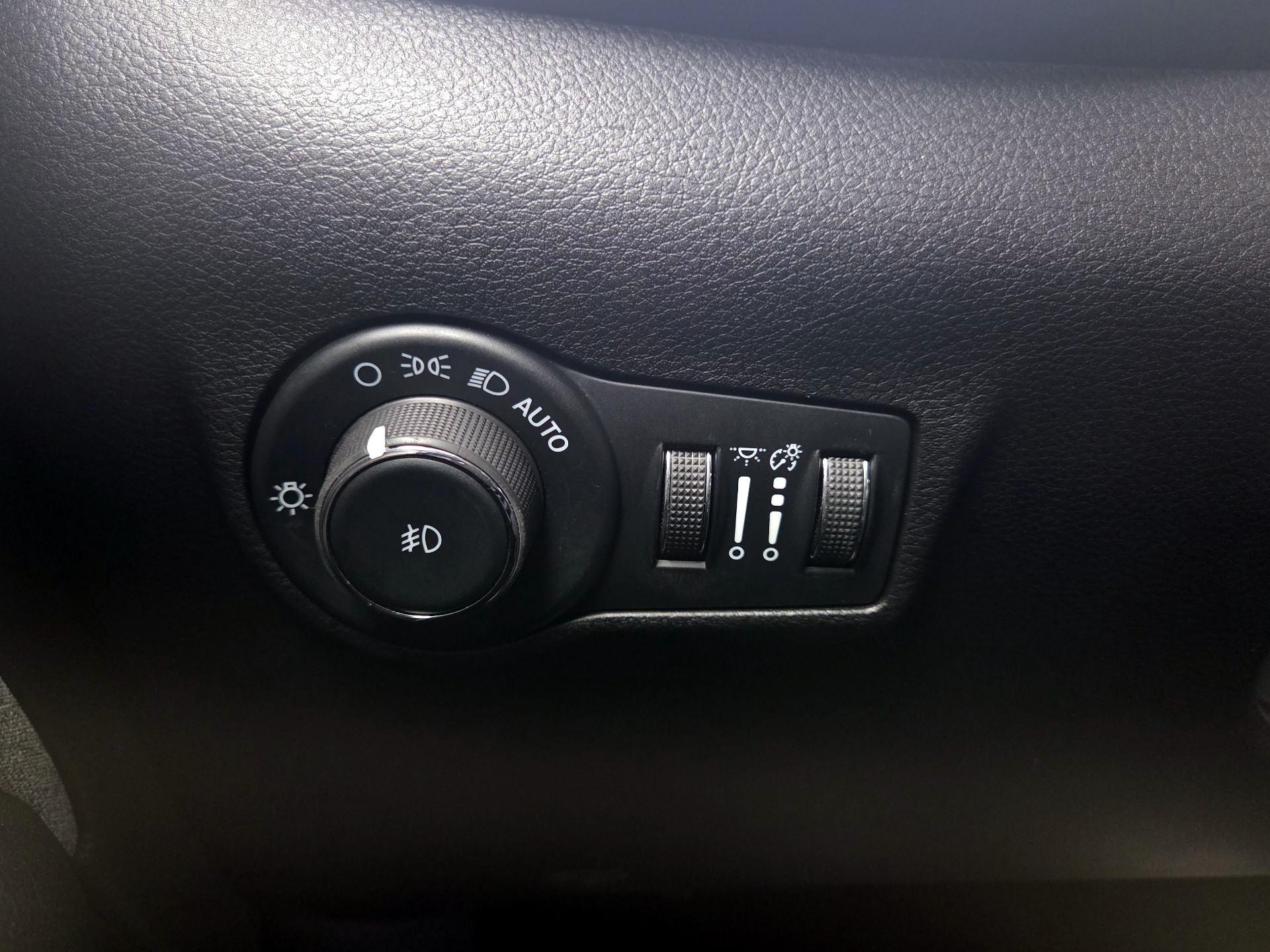 Thumbnail: 2024 Jeep Compass - 13