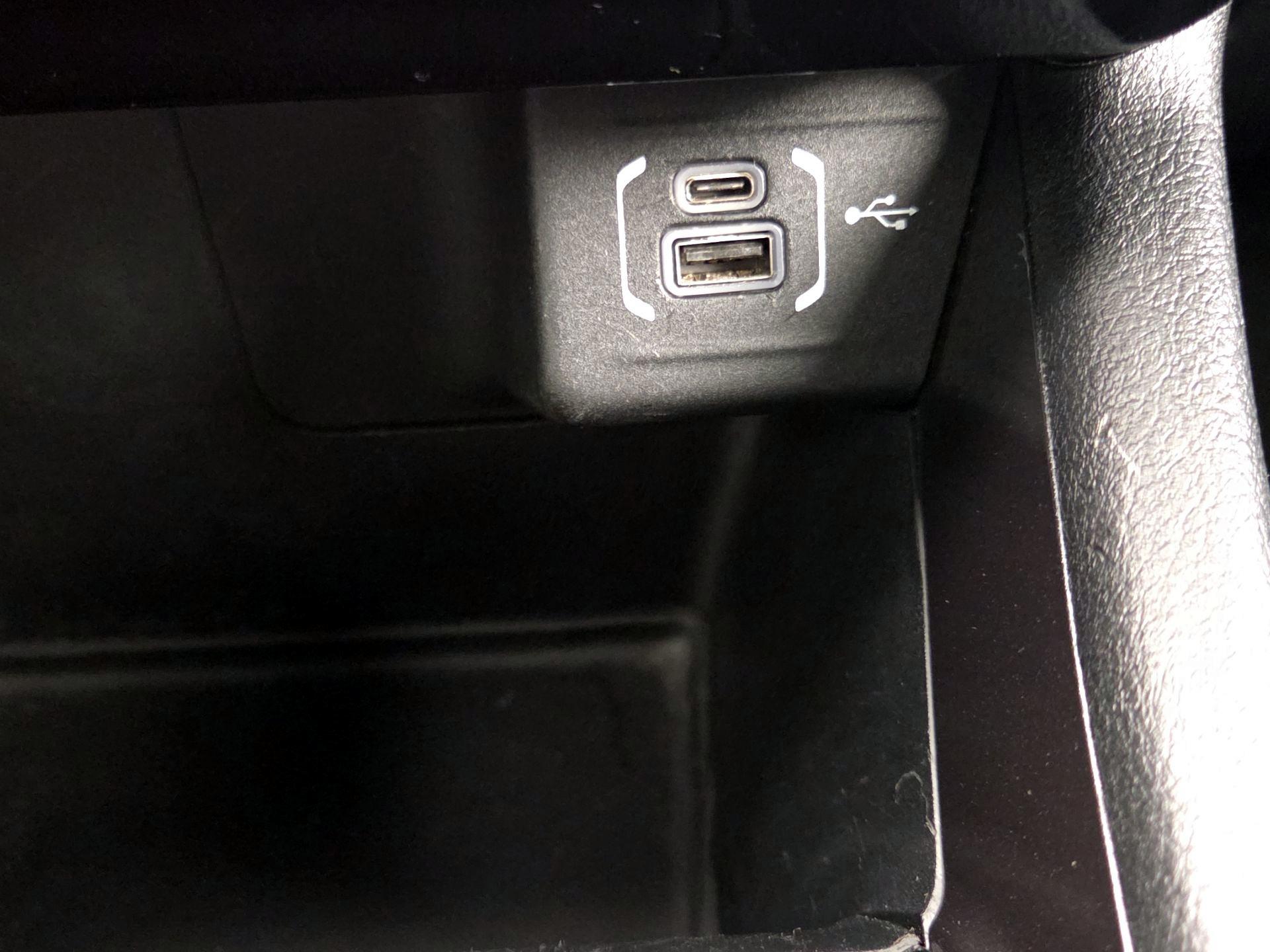 Thumbnail: 2024 Jeep Compass - 18