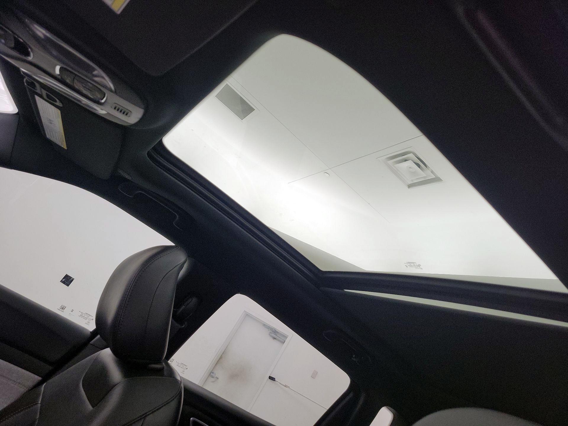 Thumbnail: 2023 Jeep Compass - 19
