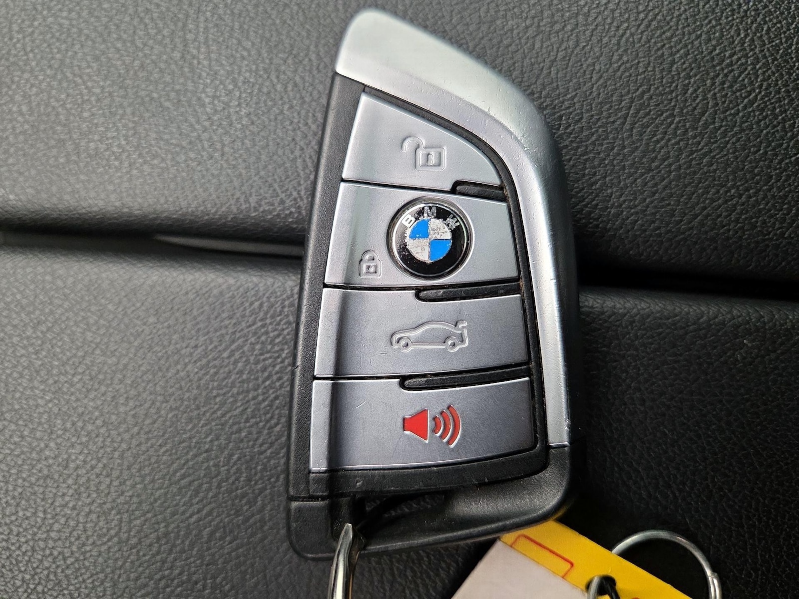 2022 BMW 5 Series 530i - Photo 26