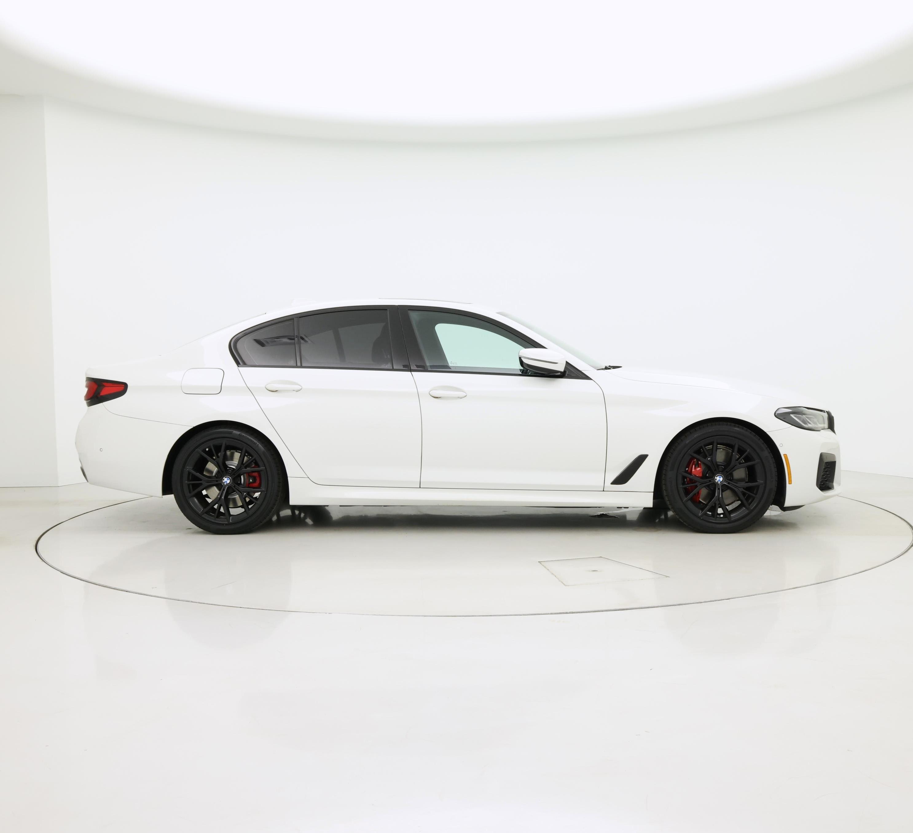 Thumbnail: 2022 BMW 5 Series - 7
