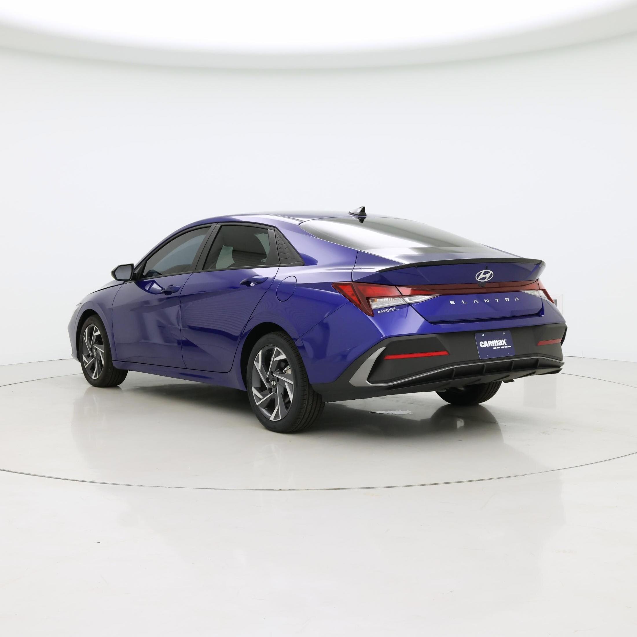 Thumbnail: 2025 Hyundai Elantra - 2