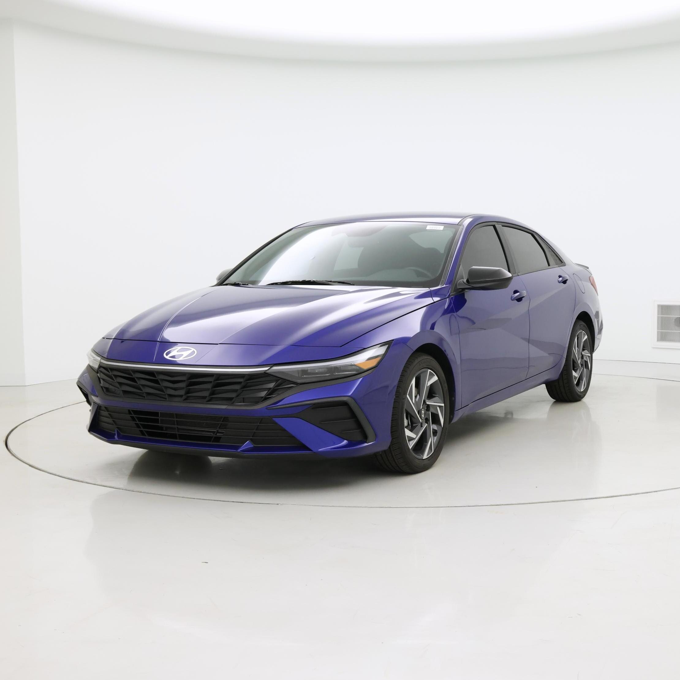 Thumbnail: 2025 Hyundai Elantra - 4