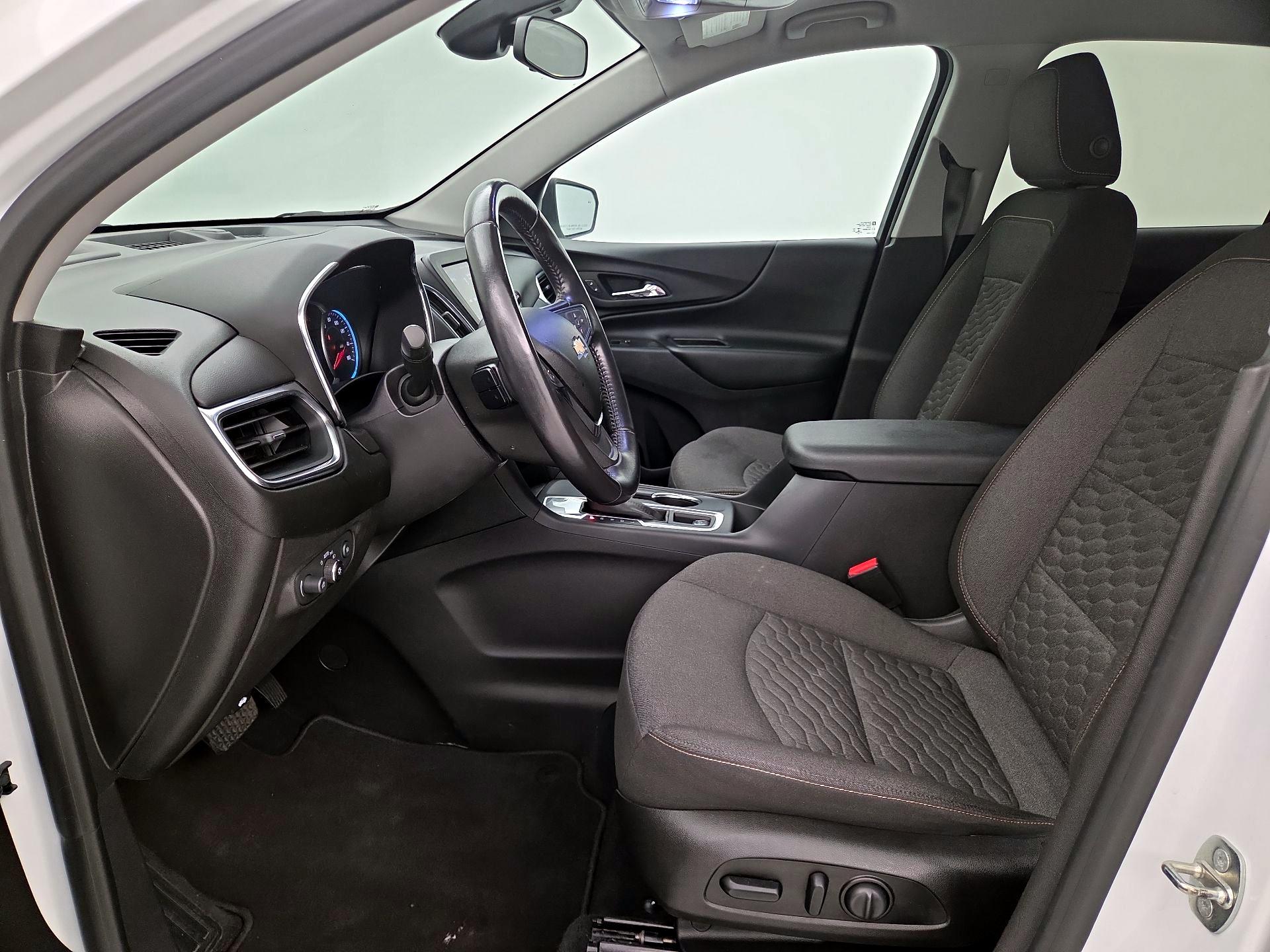 Thumbnail: 2021 Chevrolet Equinox - 11