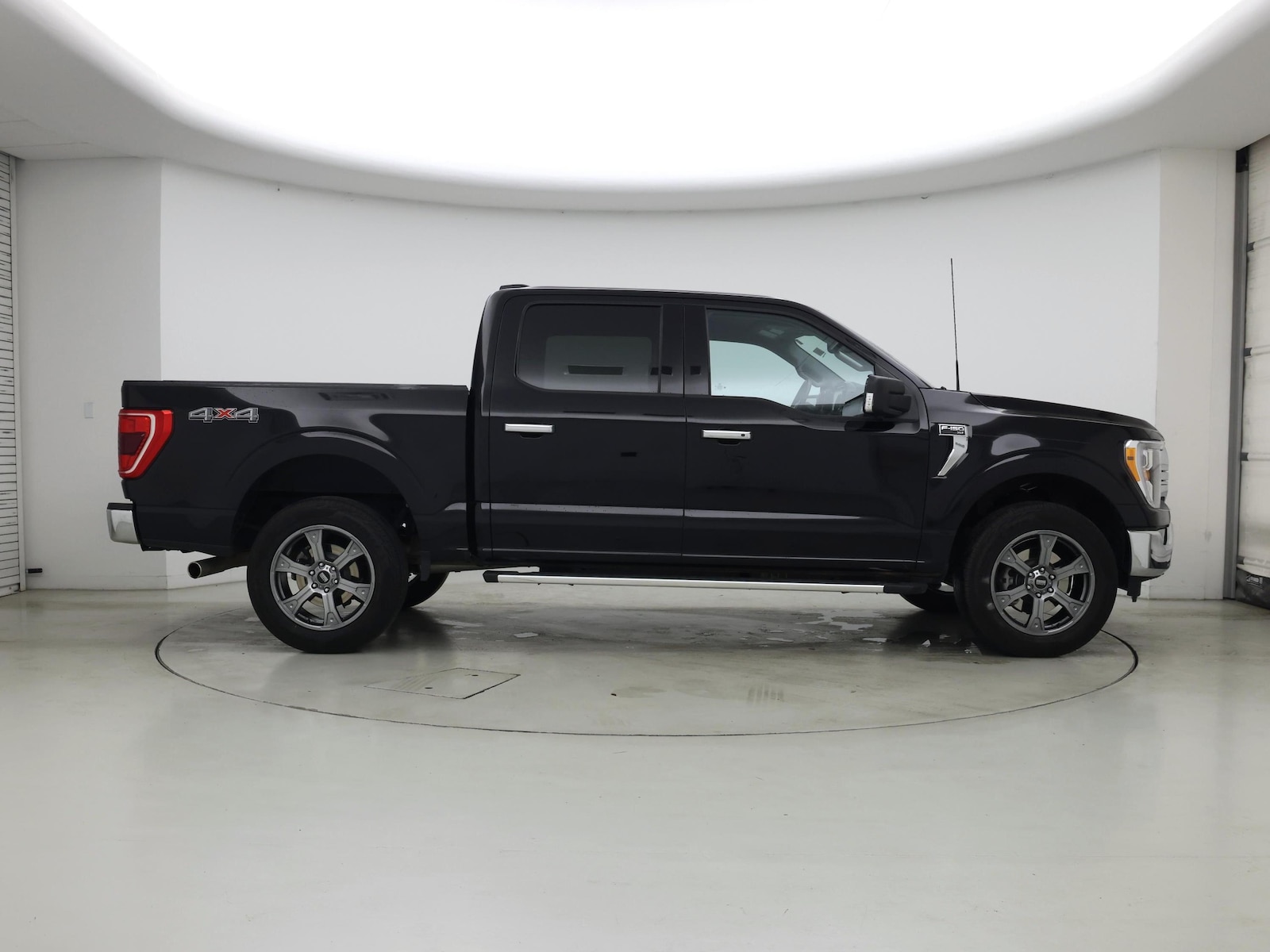 2023 Ford F-150 XLT - Photo 8