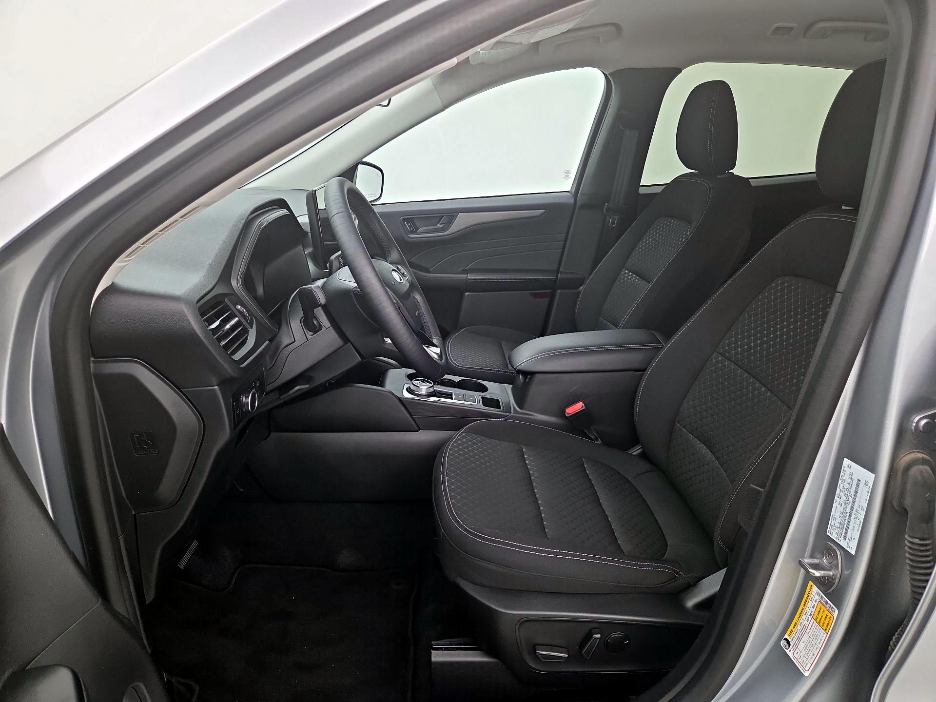 Thumbnail: 2023 Ford Escape - 11