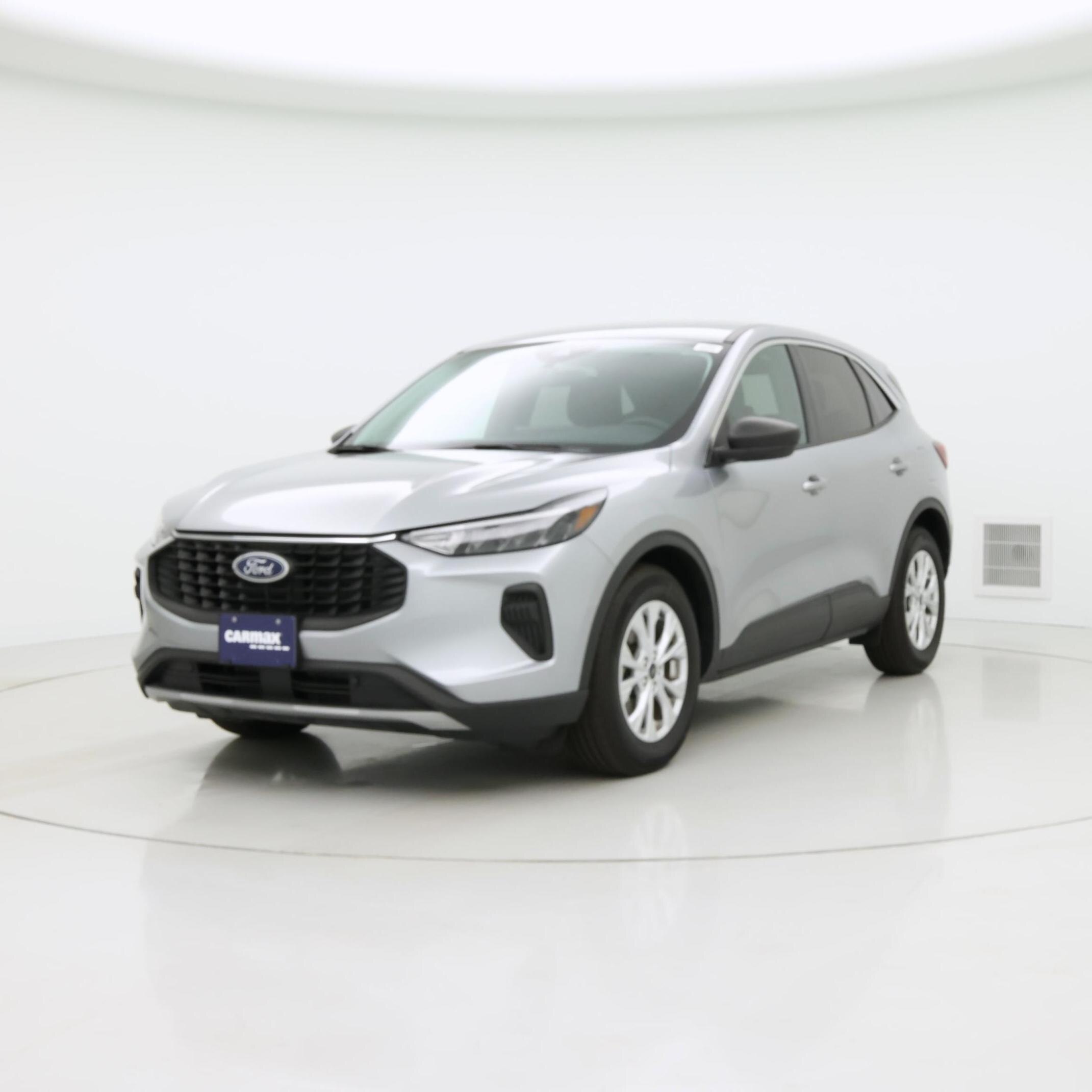 Thumbnail: 2023 Ford Escape - 4