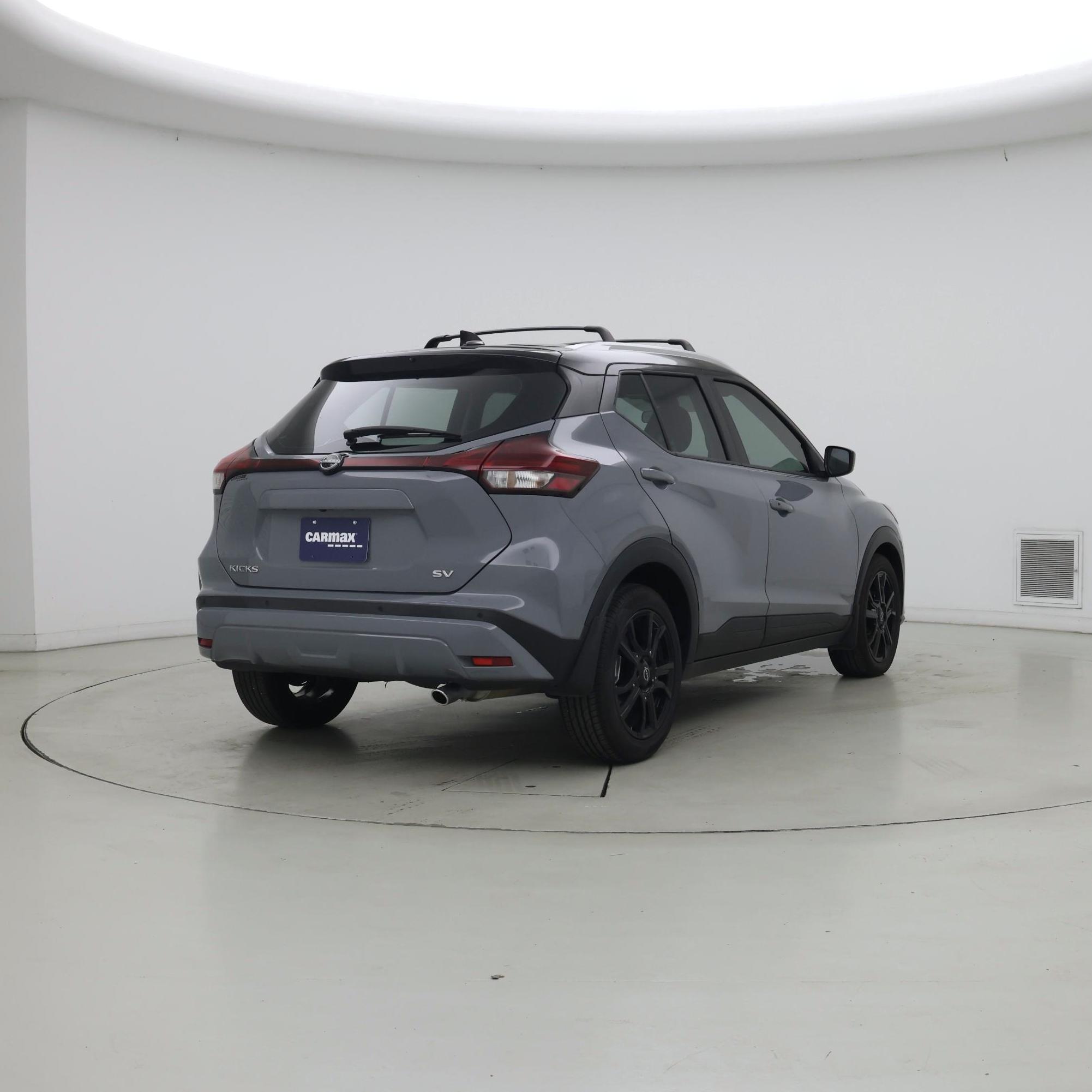 Thumbnail: 2023 Nissan Kicks - 8