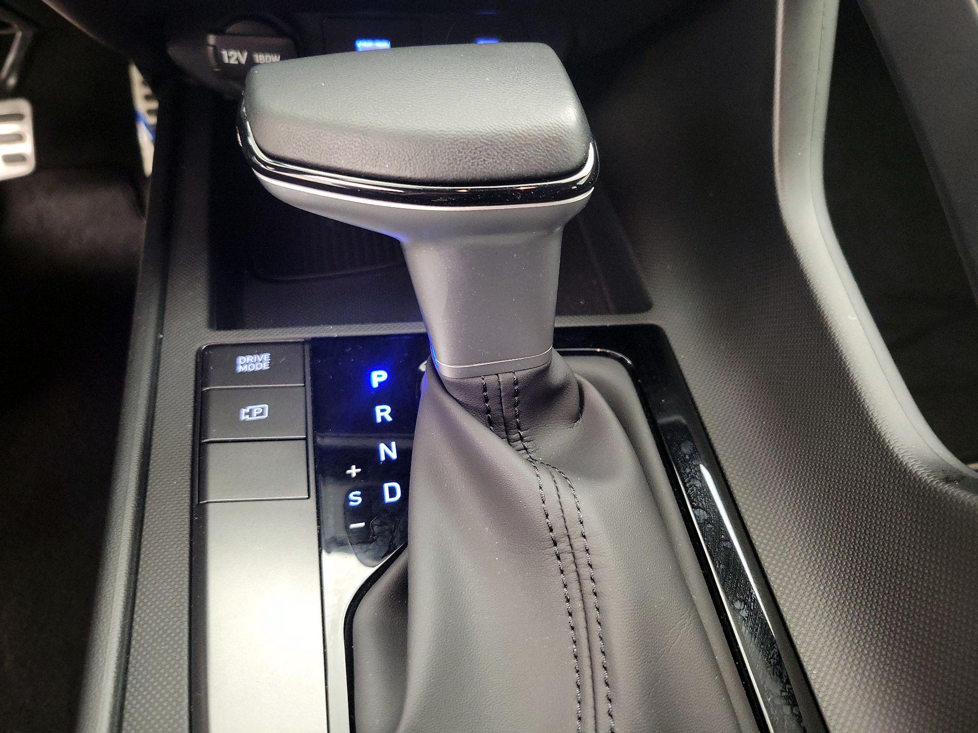Thumbnail: 2025 Hyundai Elantra - 17