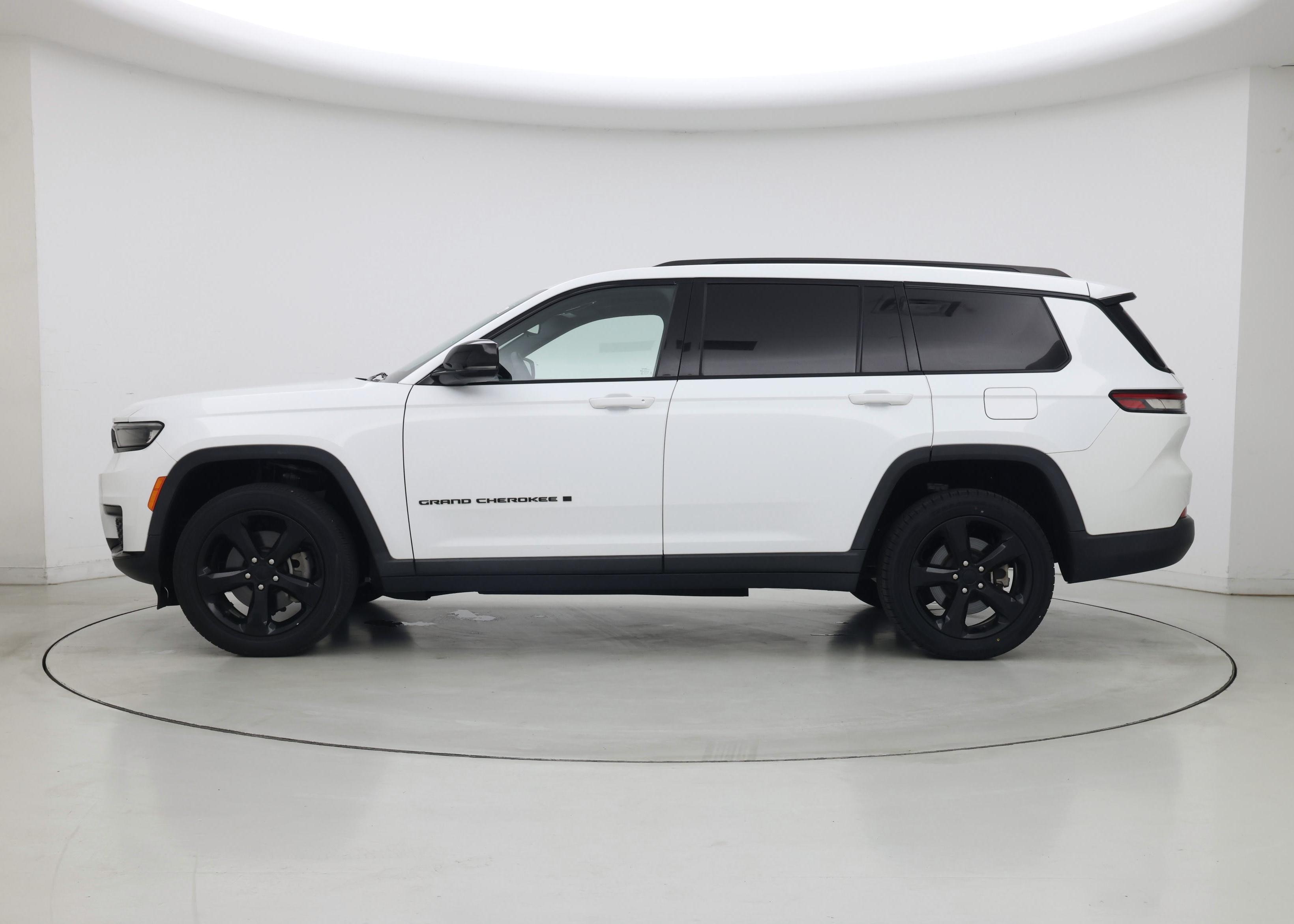 Thumbnail: 2023 Jeep Grand Cherokee L - 3