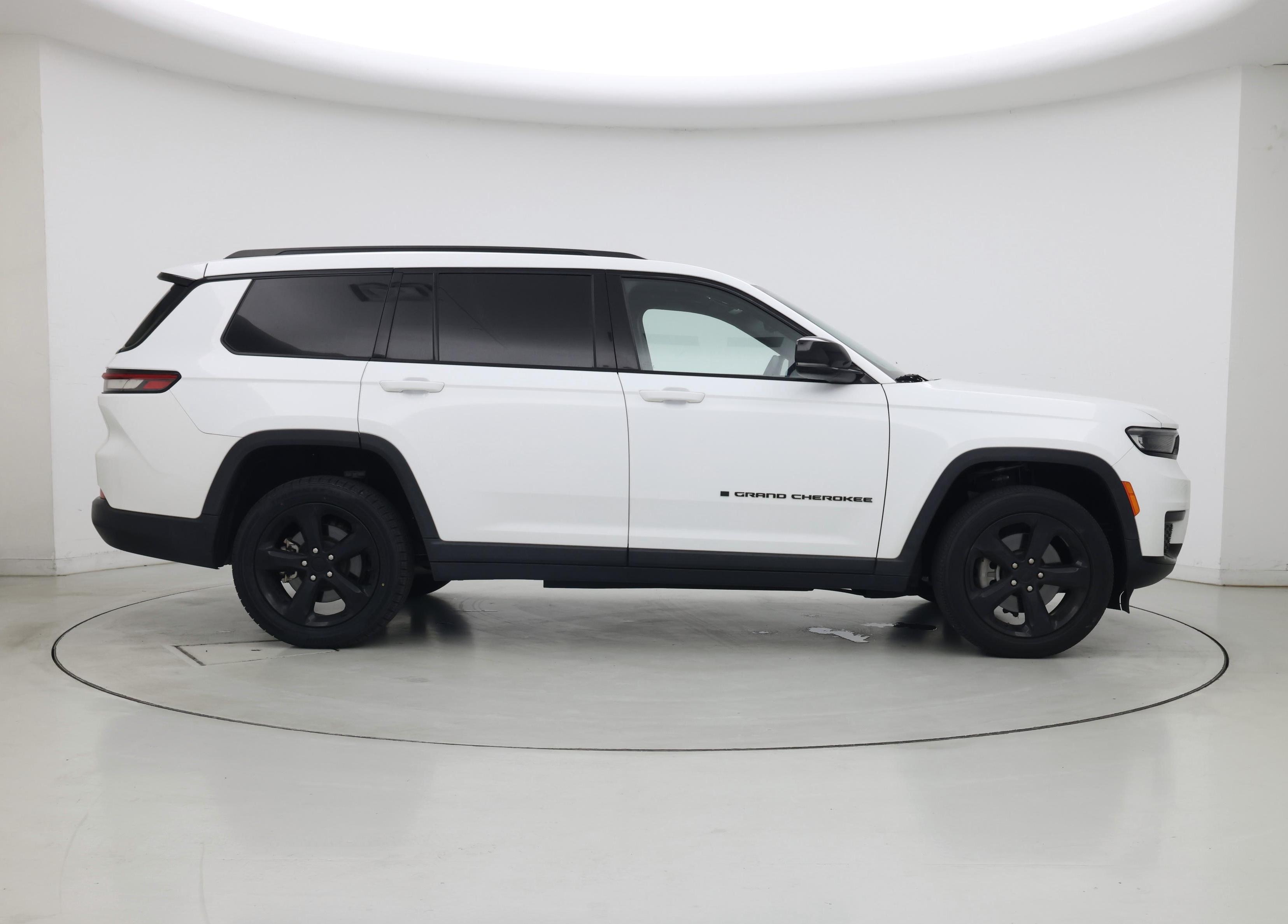 Thumbnail: 2023 Jeep Grand Cherokee L - 7