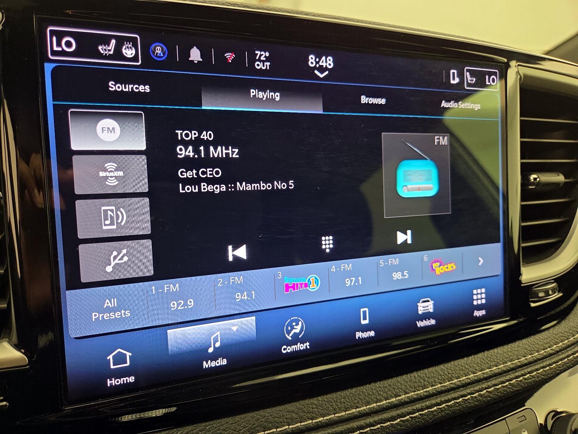 Thumbnail: 2025 Chrysler Pacifica - 15
