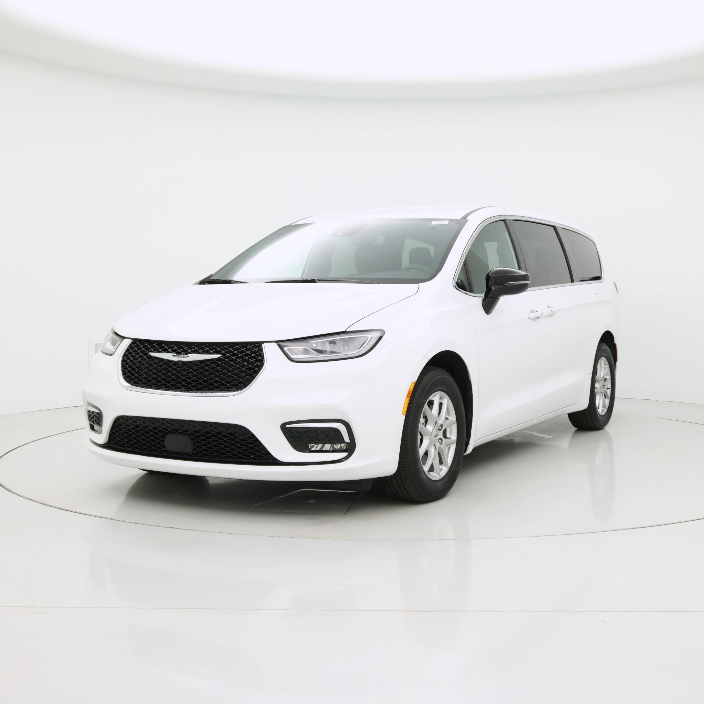 Thumbnail: 2025 Chrysler Pacifica - 4