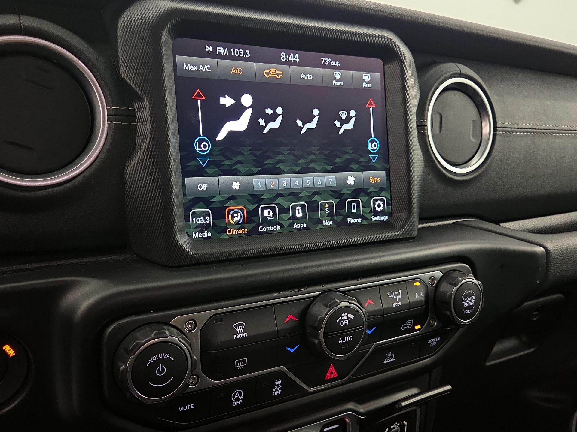 Thumbnail: 2022 Jeep Gladiator - 17