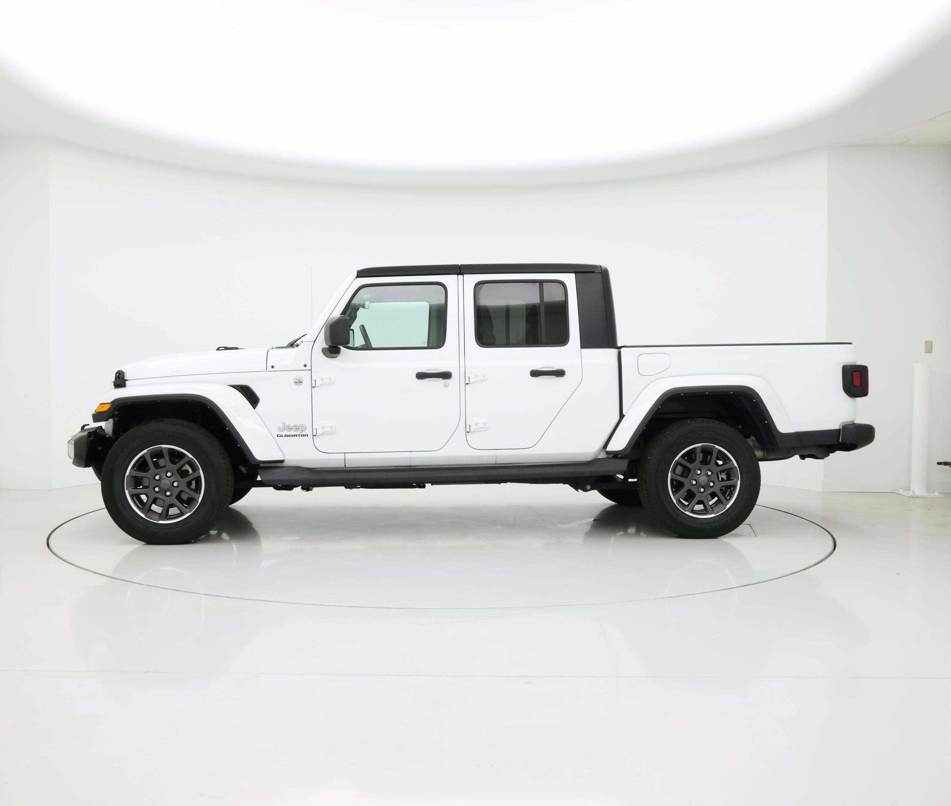 Thumbnail: 2022 Jeep Gladiator - 3