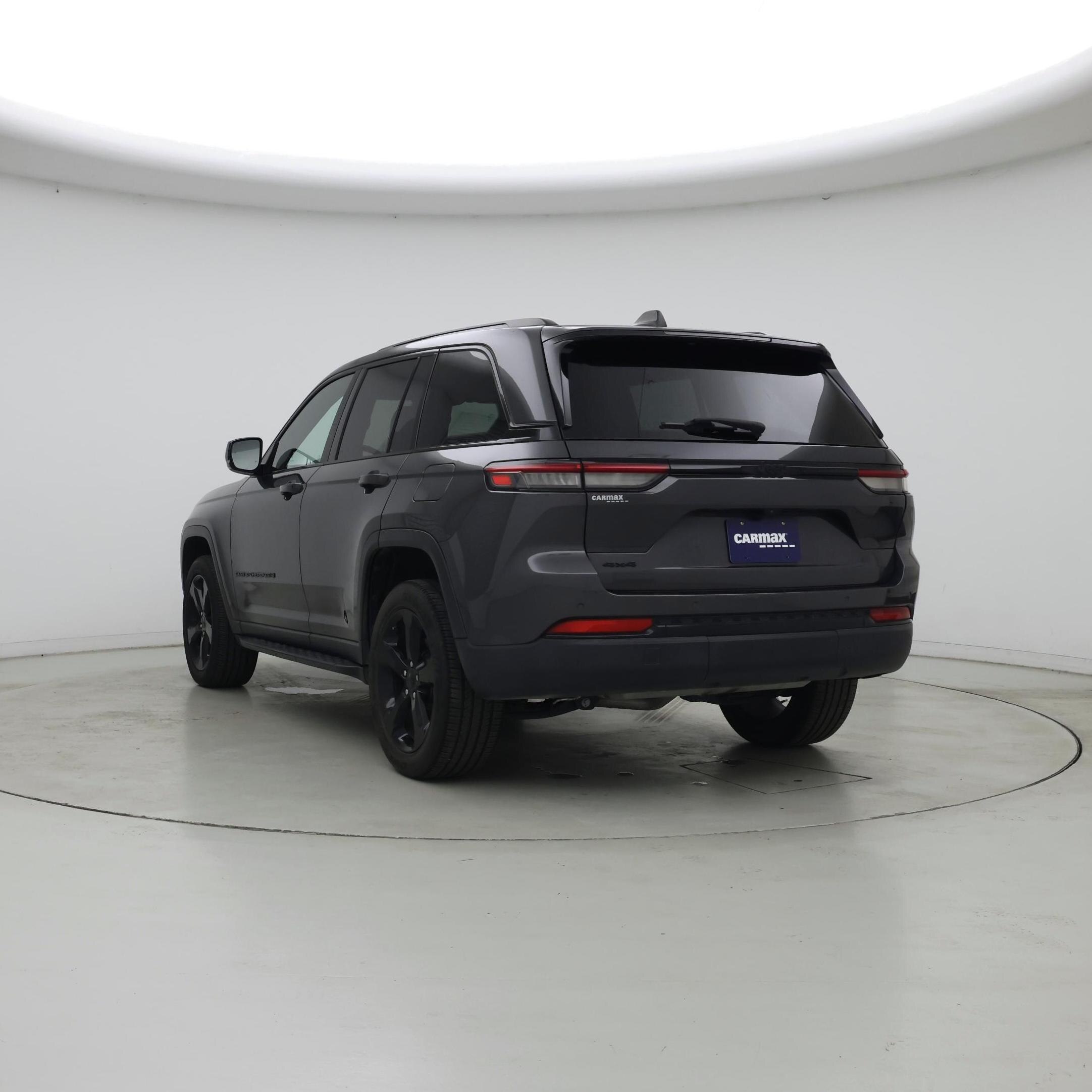 Thumbnail: 2023 Jeep Grand Cherokee - 2