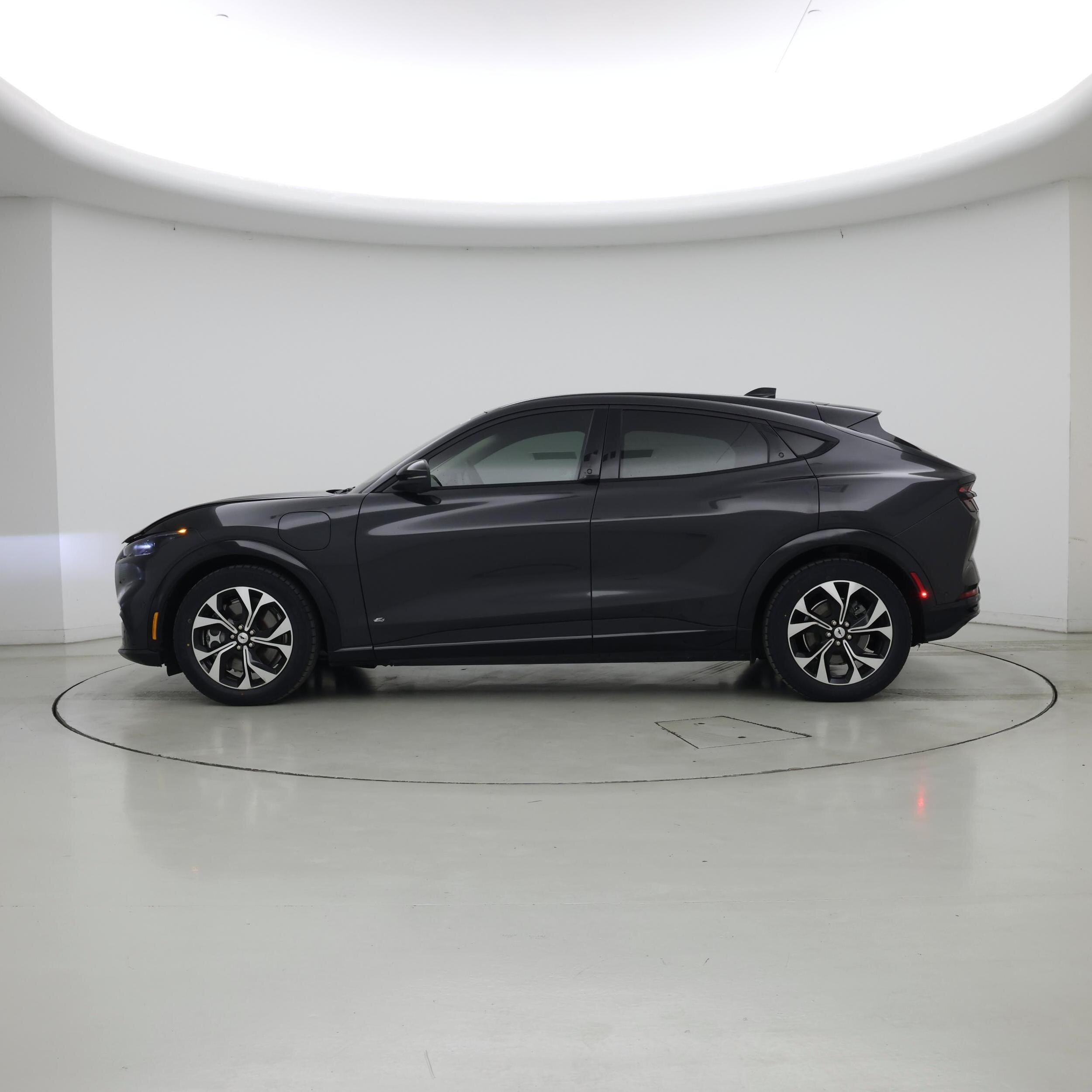 Thumbnail: 2022 Ford Mustang Mach-E - 3