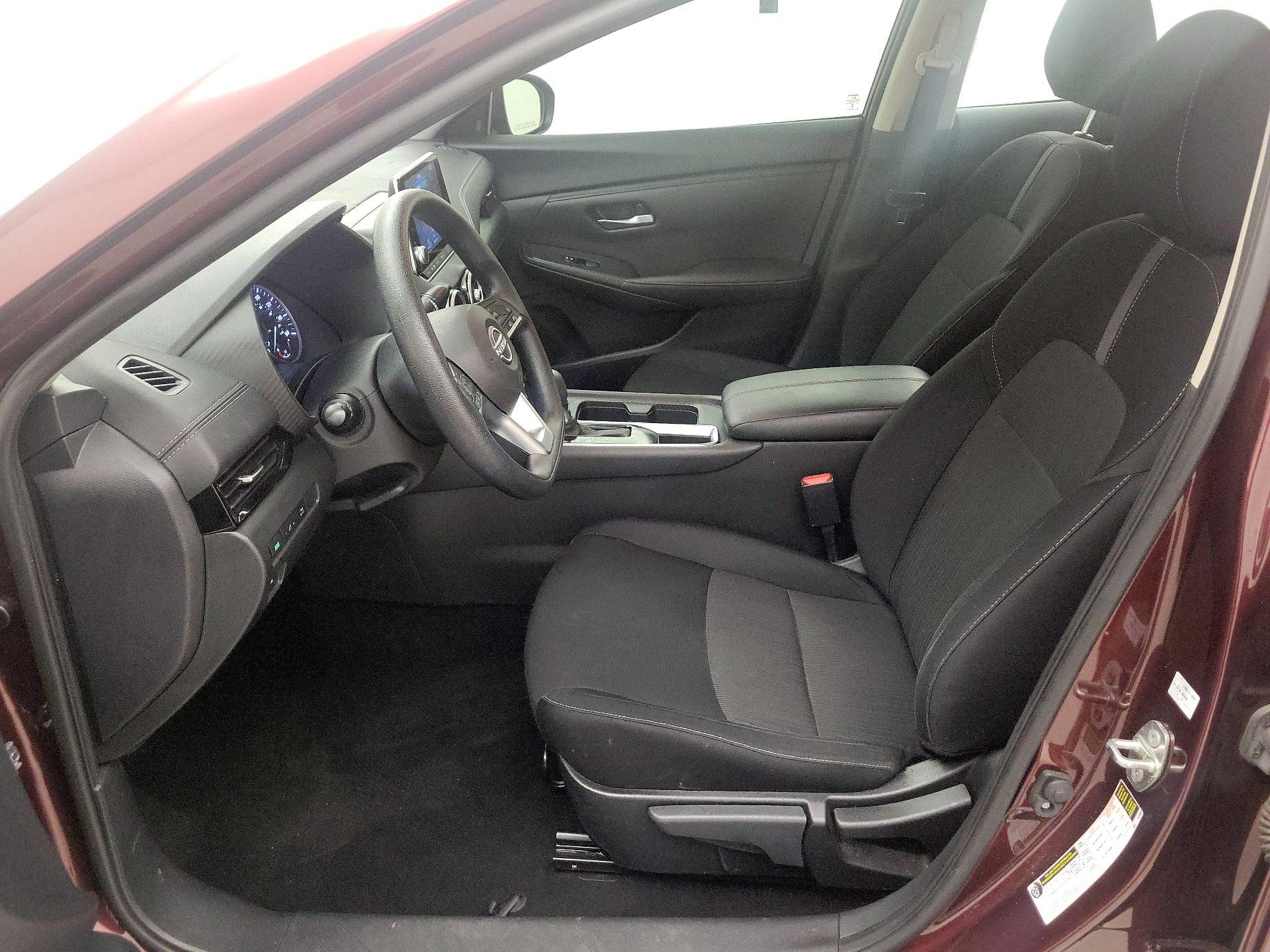 Thumbnail: 2024 Nissan Sentra - 11