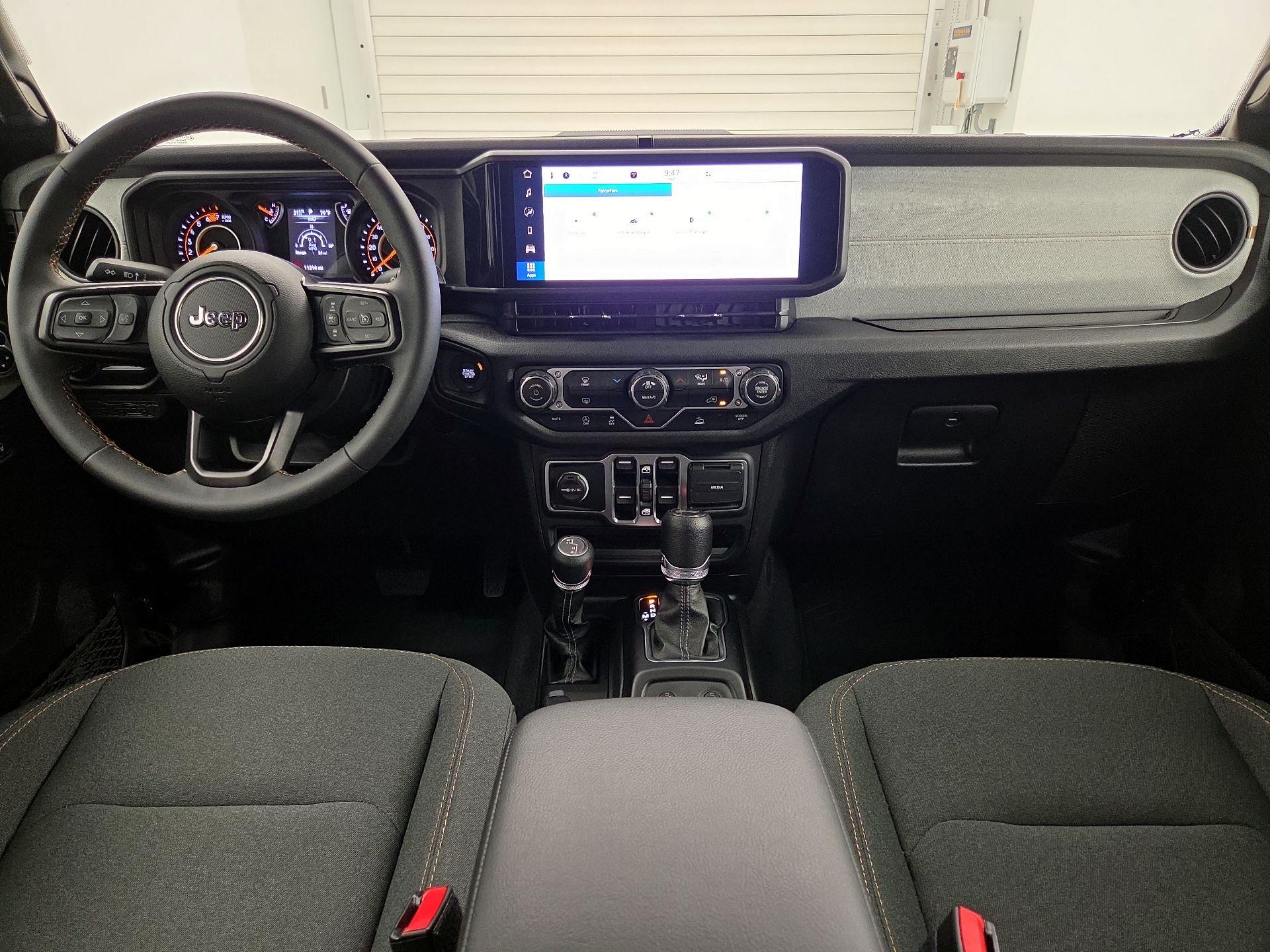 Thumbnail: 2025 Jeep Wrangler - 9