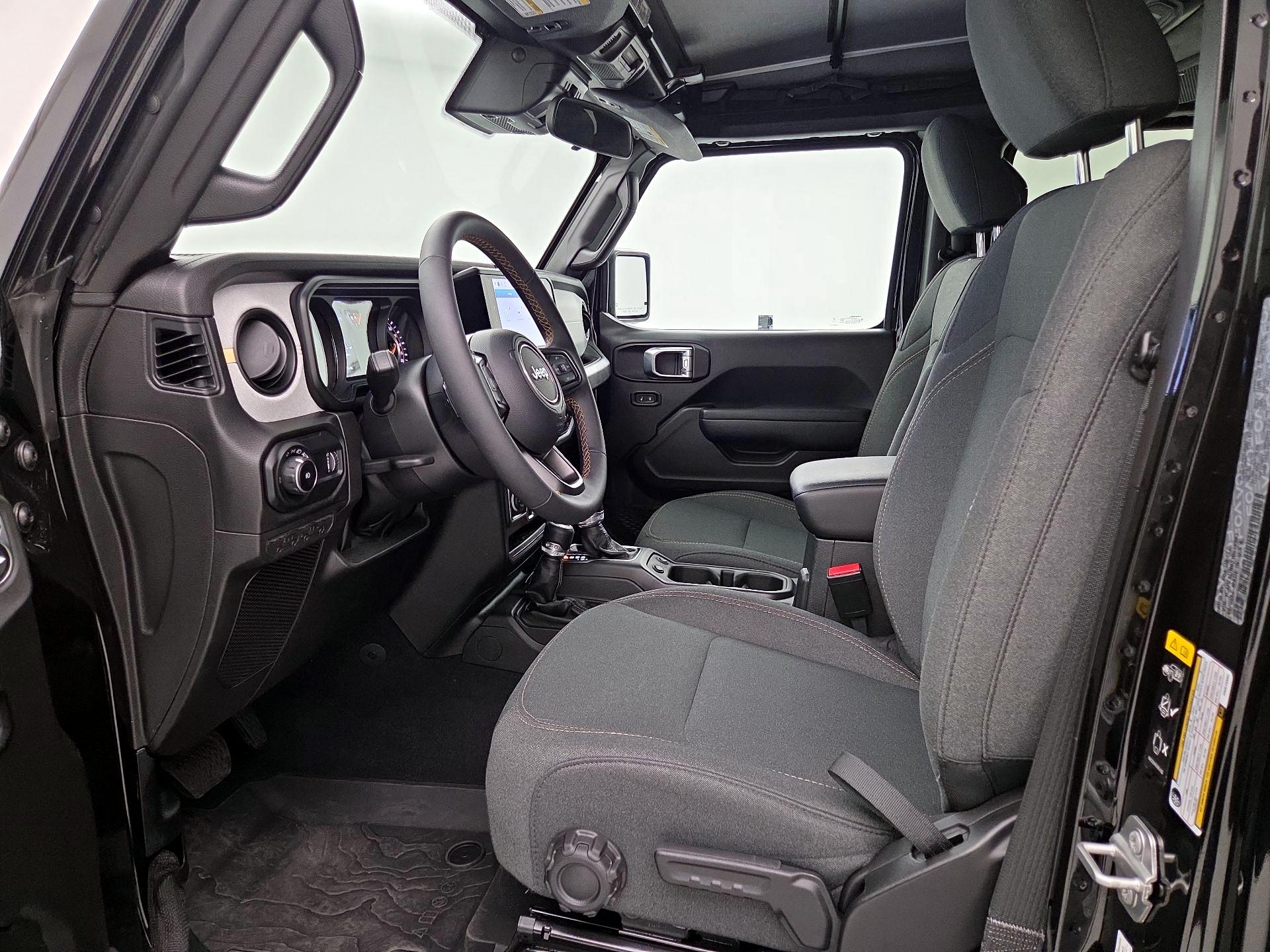 Thumbnail: 2025 Jeep Wrangler - 11