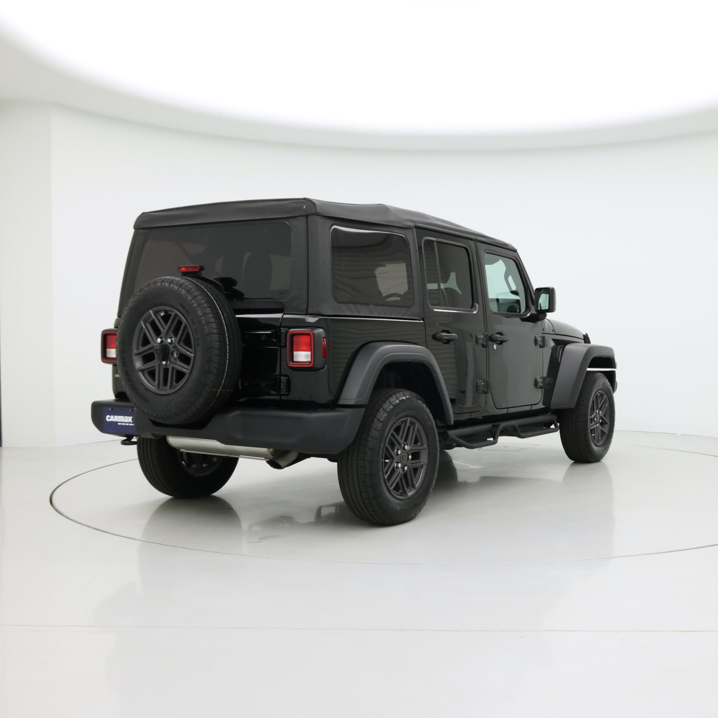 Thumbnail: 2025 Jeep Wrangler - 8