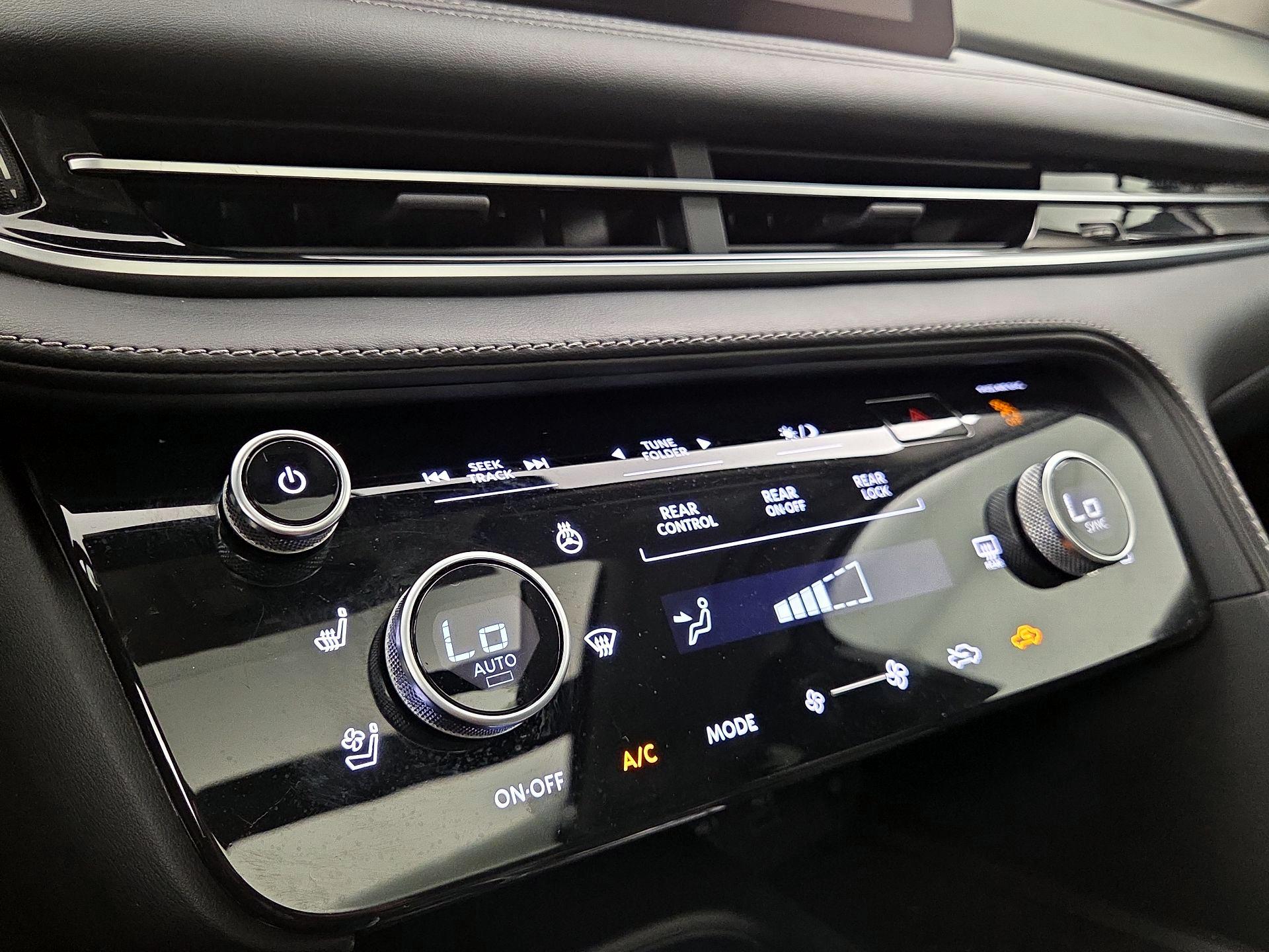 Thumbnail: 2023 INFINITI QX60 - 17