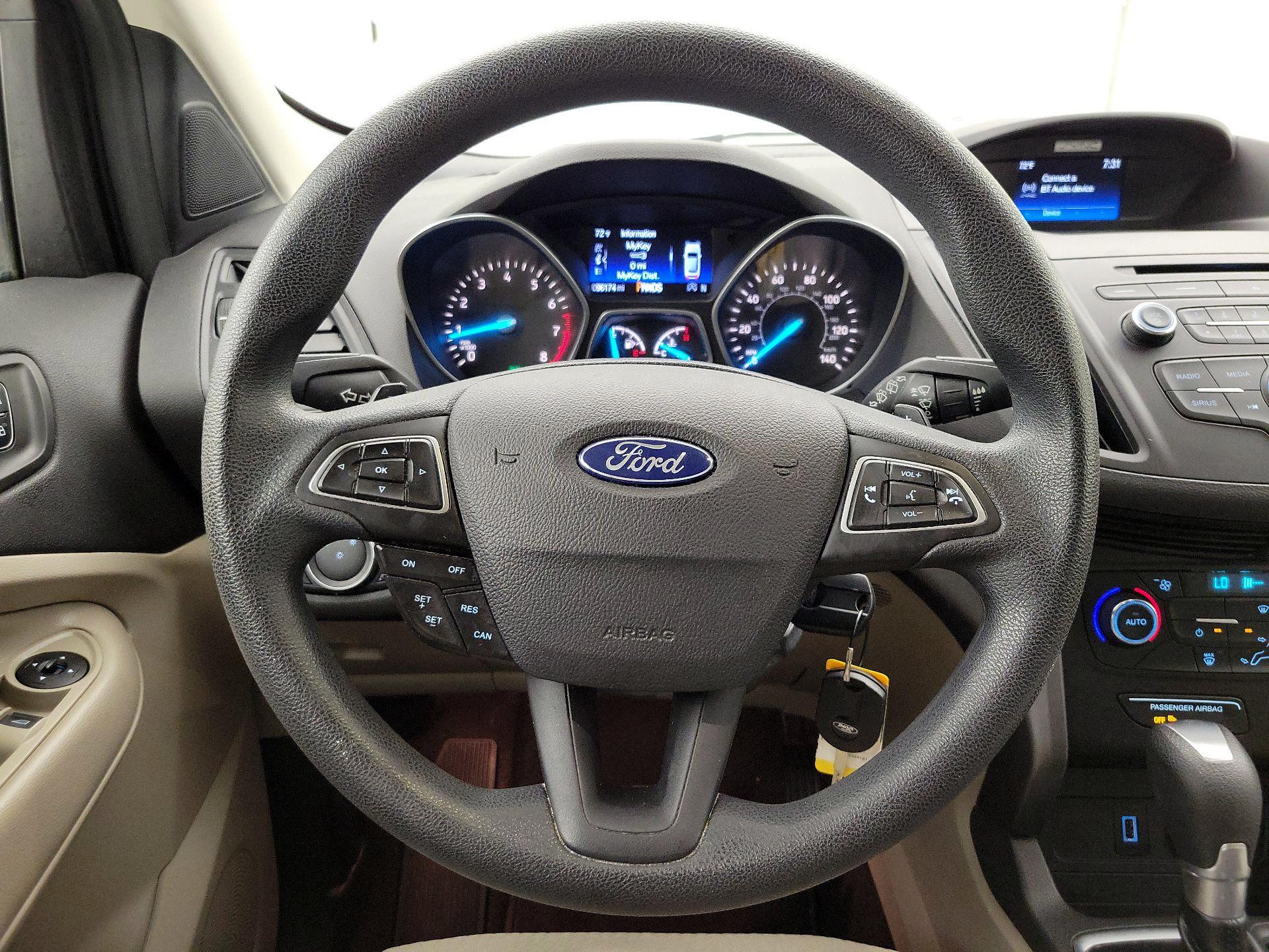 Thumbnail: 2017 Ford Escape - 10