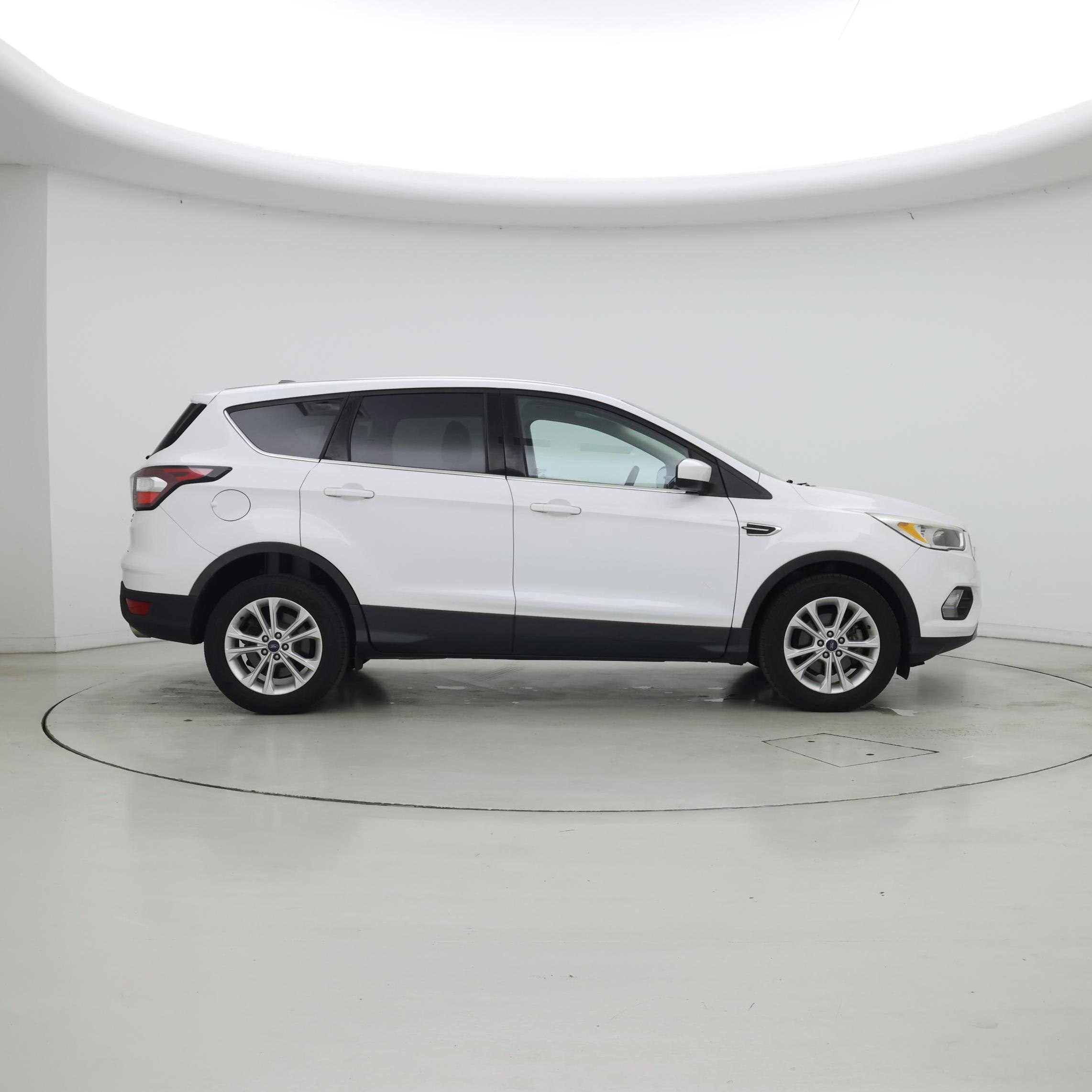Thumbnail: 2017 Ford Escape - 7