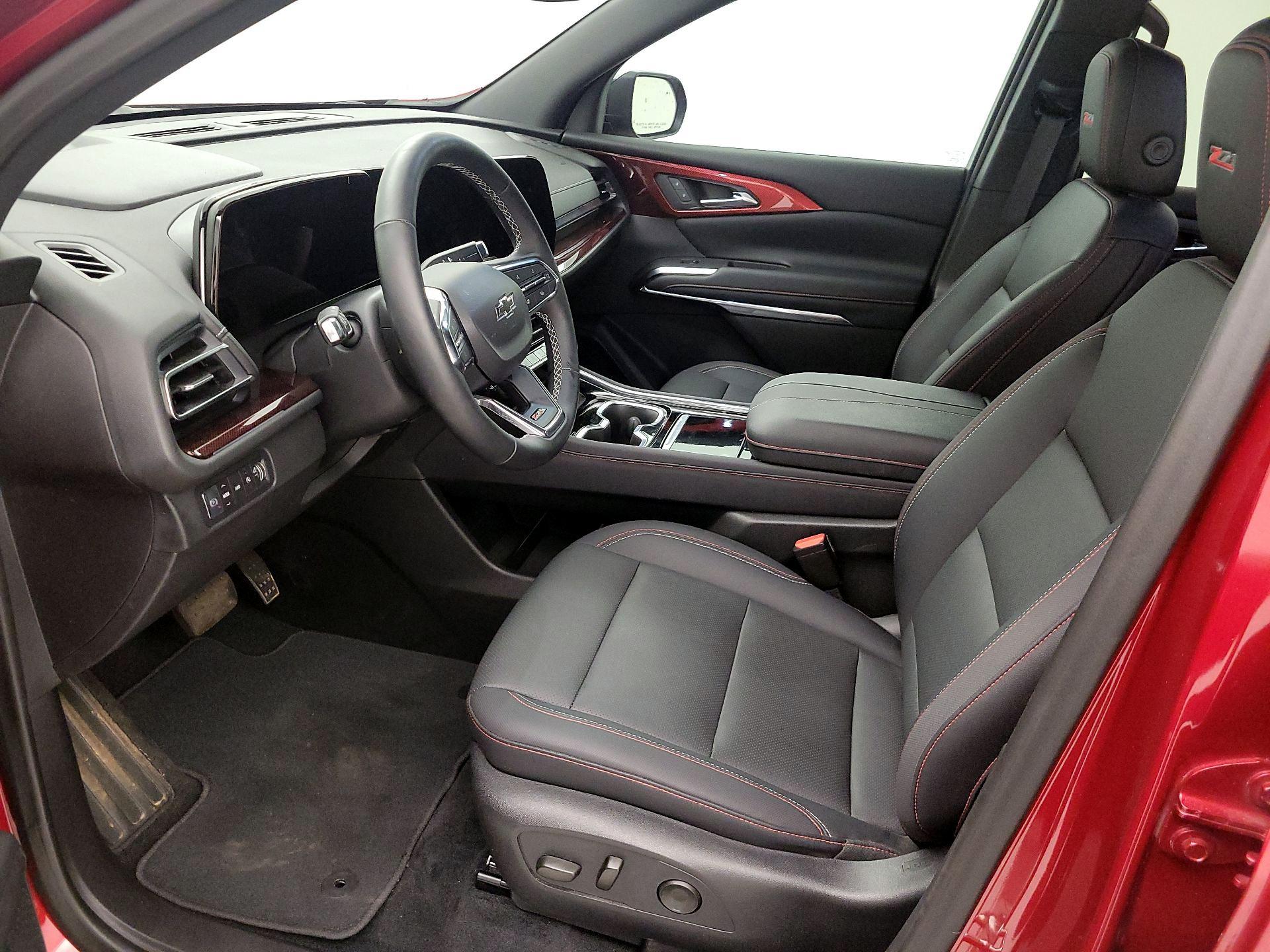 Thumbnail: 2024 Chevrolet Traverse - 11