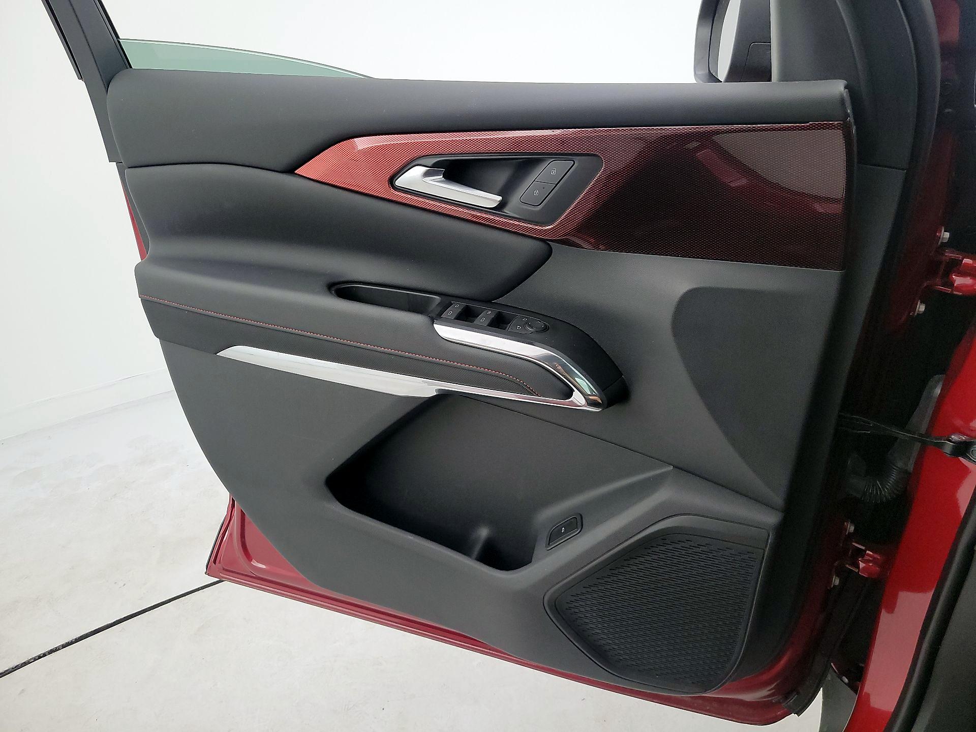 Thumbnail: 2024 Chevrolet Traverse - 12