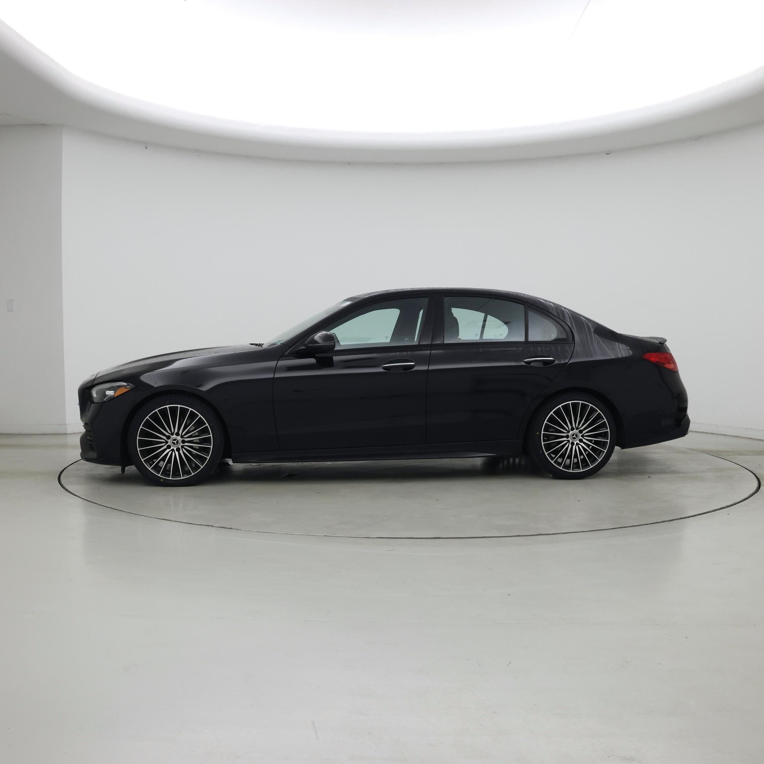 Thumbnail: 2022 Mercedes-Benz C-Class - 3