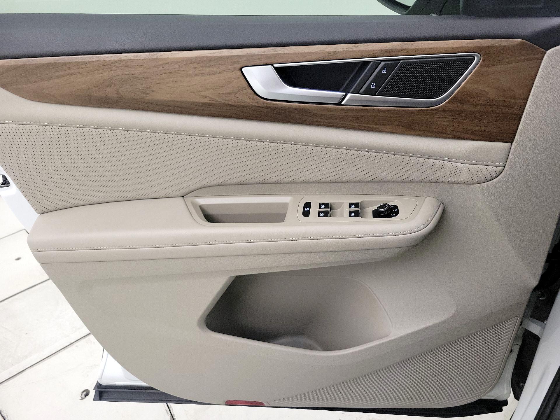 Thumbnail: 2024 Volkswagen Atlas - 12