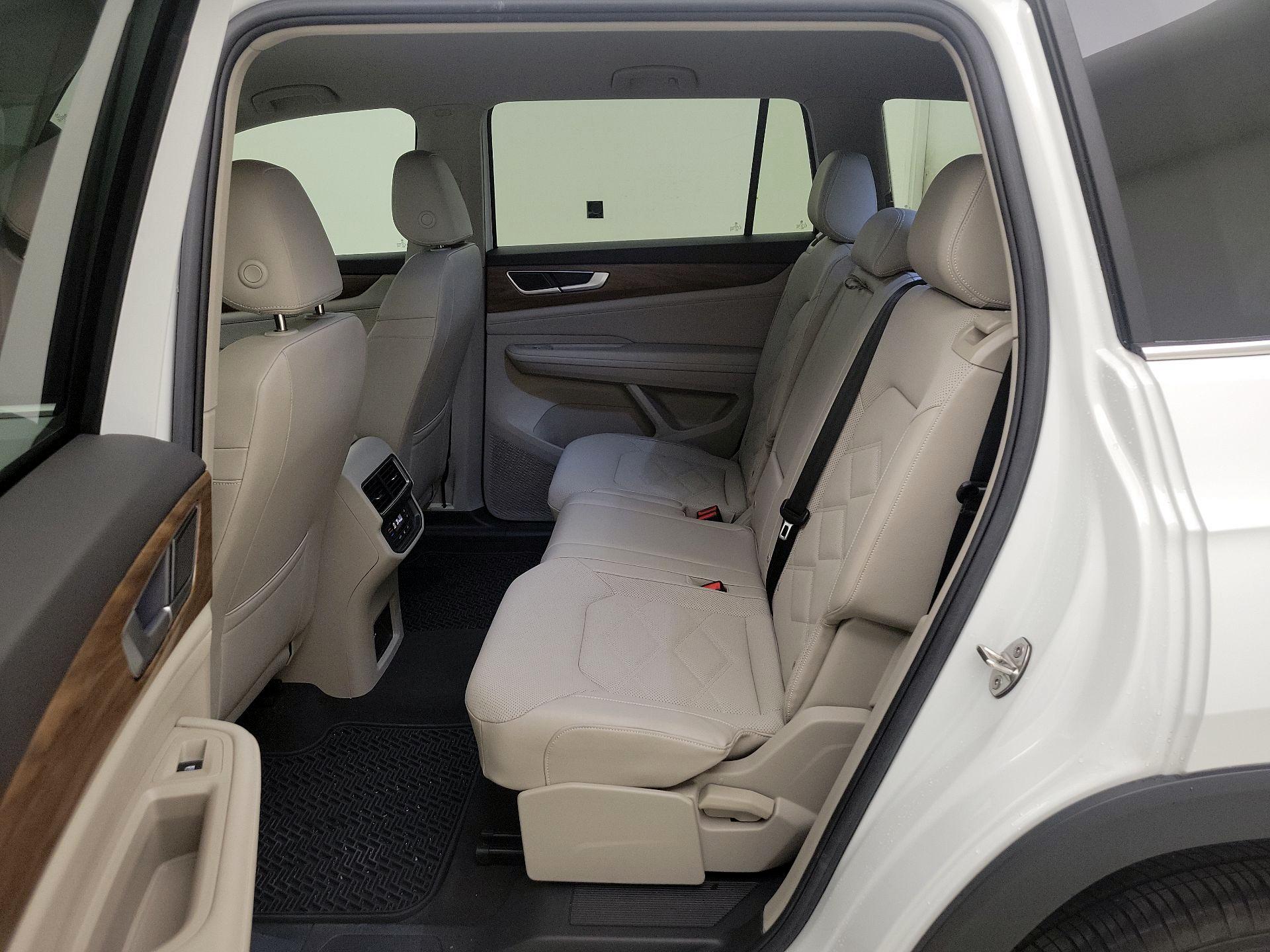 Thumbnail: 2024 Volkswagen Atlas - 20