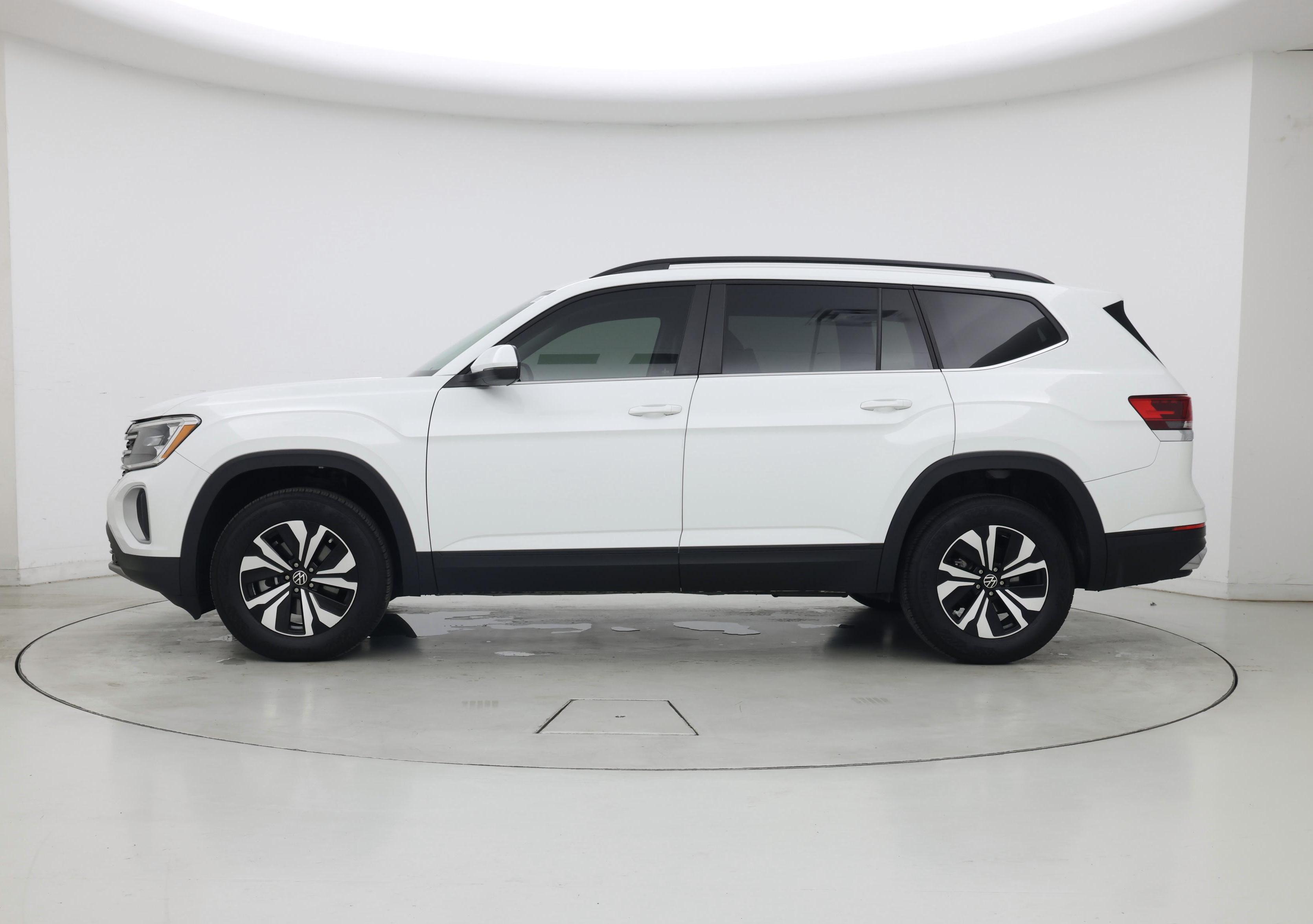 Thumbnail: 2024 Volkswagen Atlas - 3