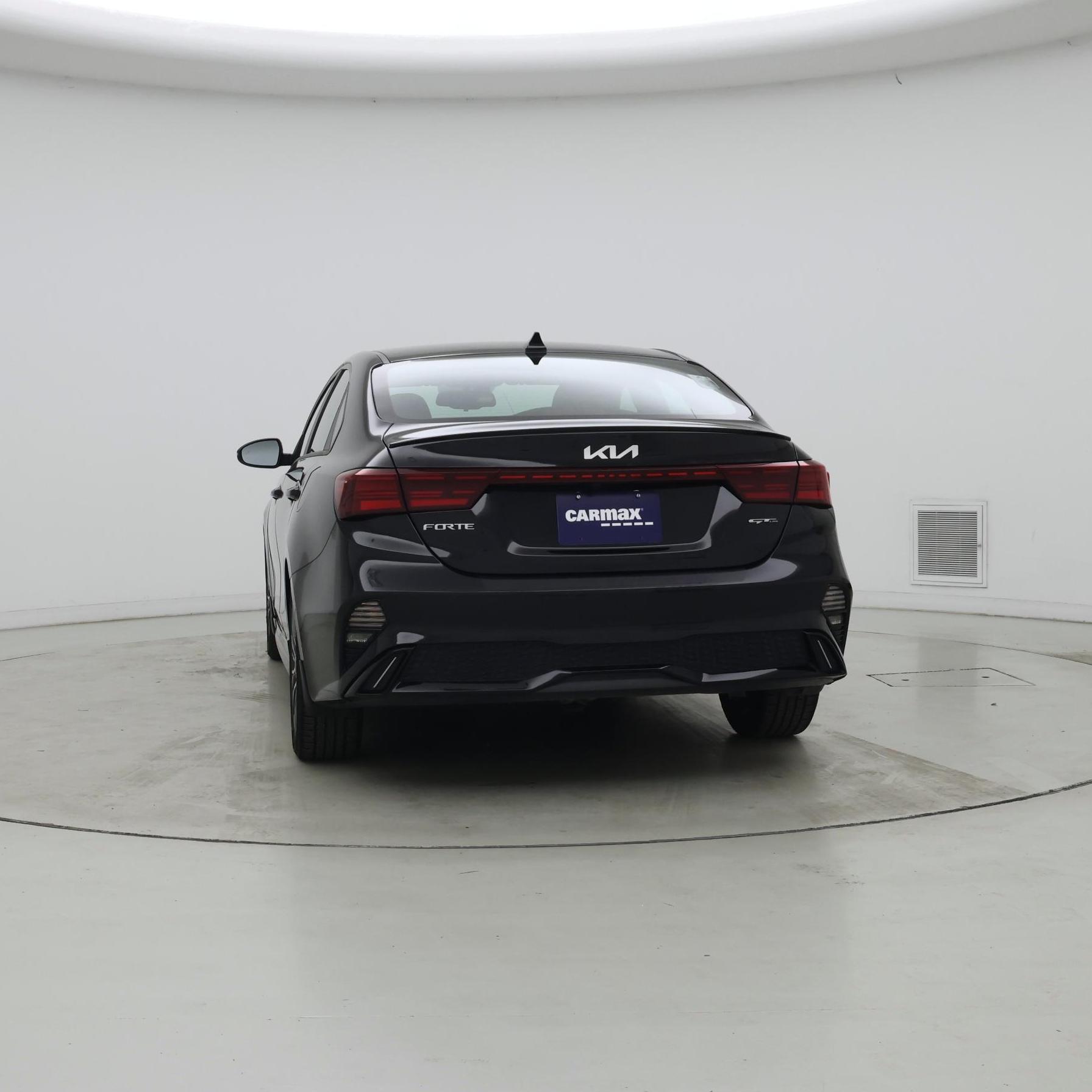 Thumbnail: 2023 Kia Forte - 6