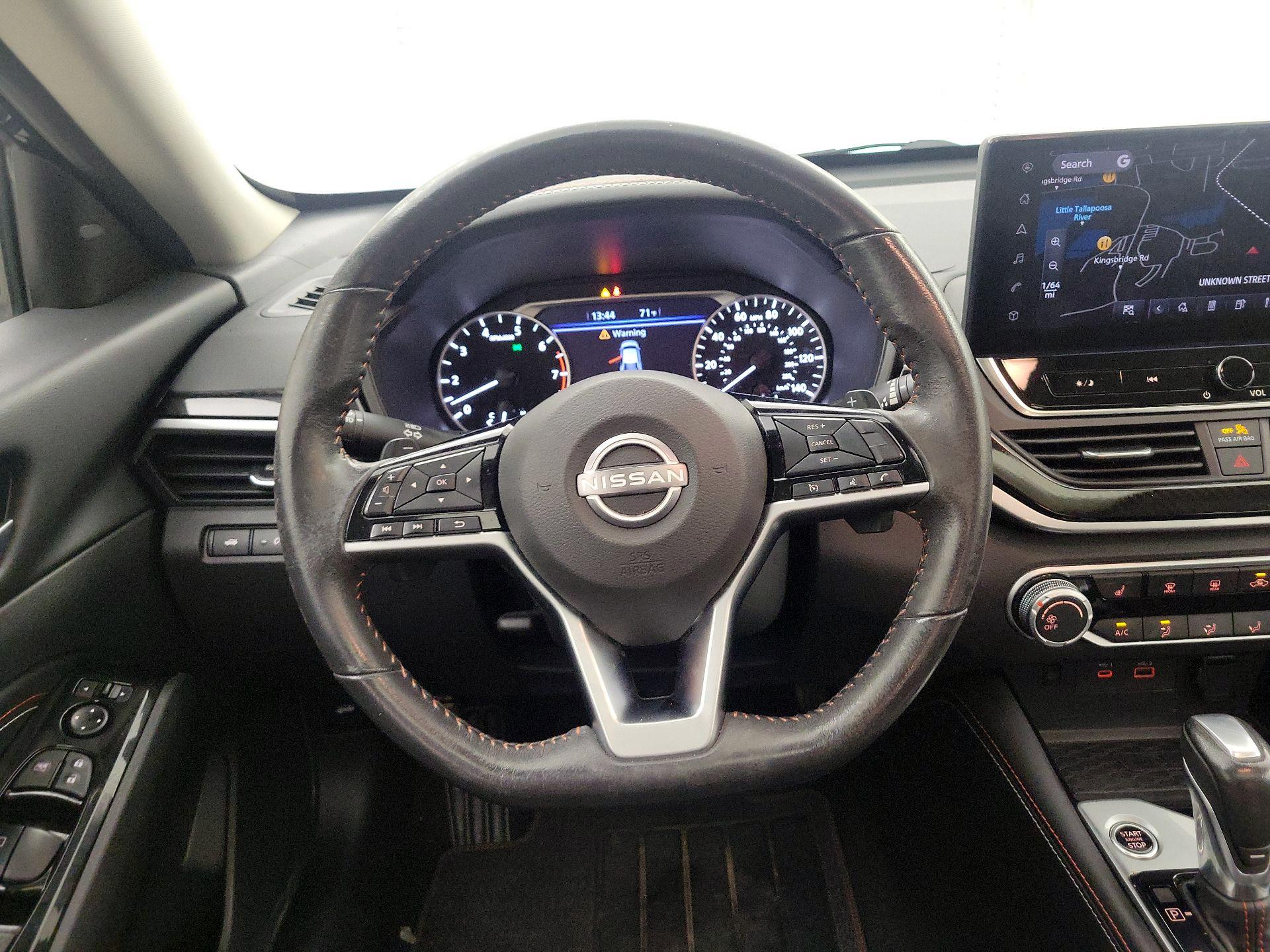 Thumbnail: 2023 Nissan Altima - 10